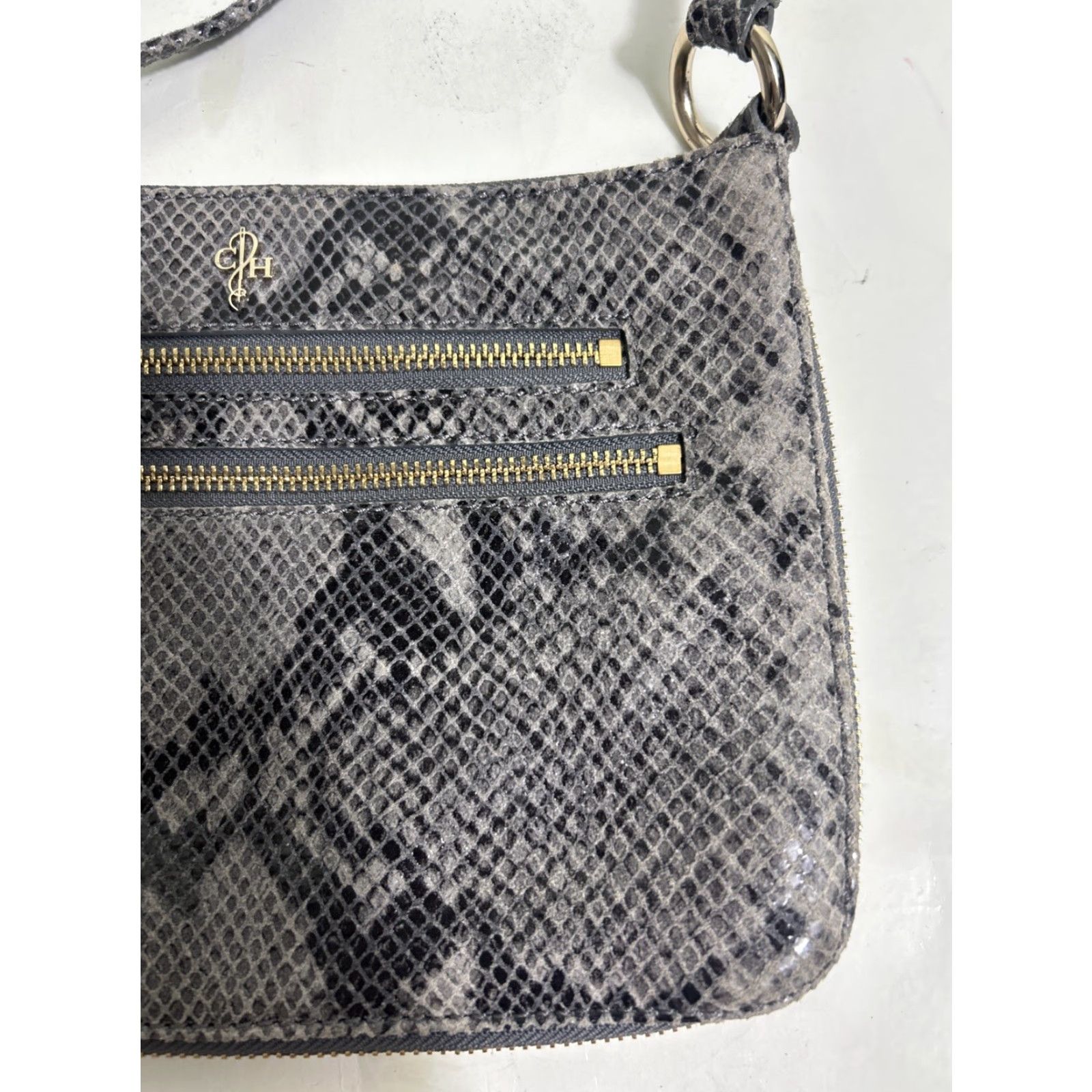 Cole Haan Cole Haan Taupe snake skin embossed textured crossbody Purse Women Crossbody Leather Snake Taupe 9.5x7x1 Size ONE SIZE - 5 Thumbnail