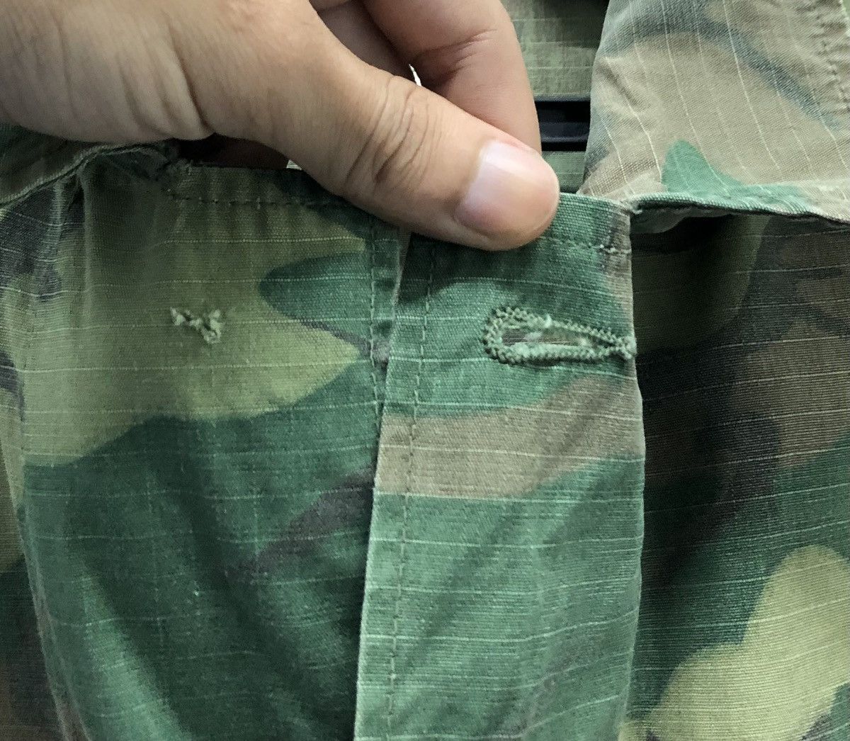 Vintage Vintage Us Army Woodland Camo Military Field Jacket Size US L / EU 52-54 / 3 - 11 Thumbnail