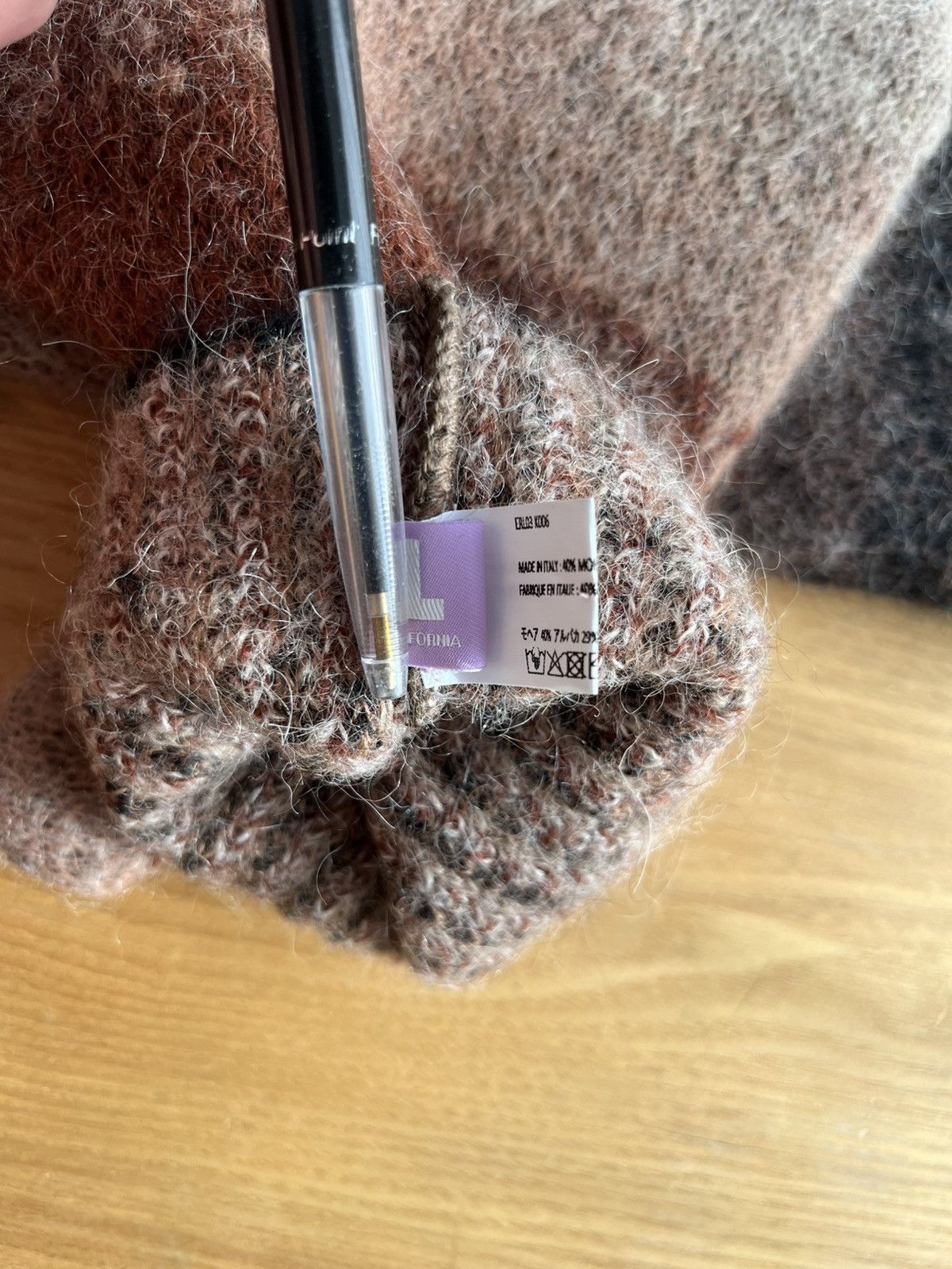 ERL ERL - Gradient Mittens Size ONE SIZE - 4 Thumbnail