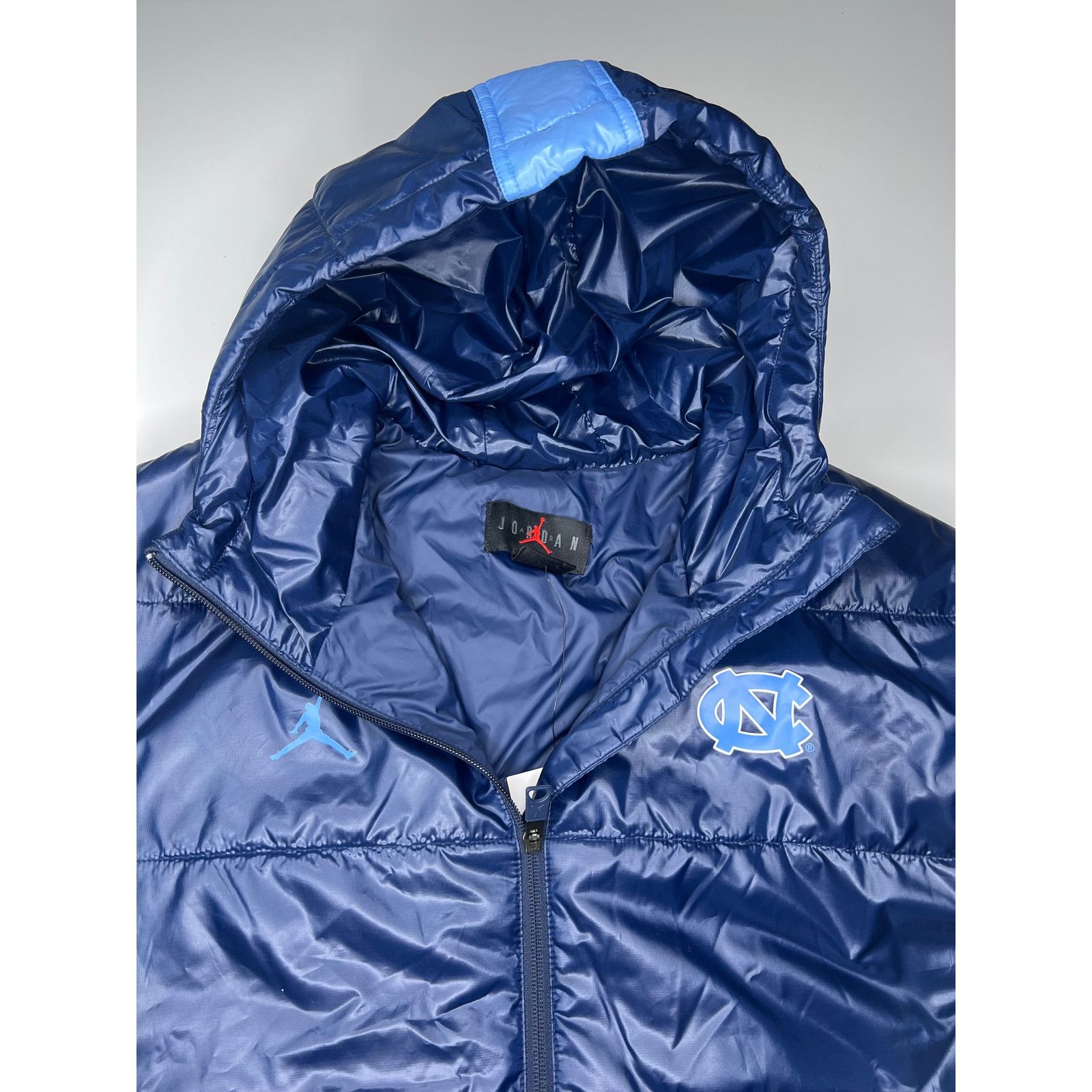 Jordan Brand Nike Air Jordan UNC Tar Heels Jacket Navy Blue Full-Zip Size US L / EU 52-54 / 3 - 4 Thumbnail