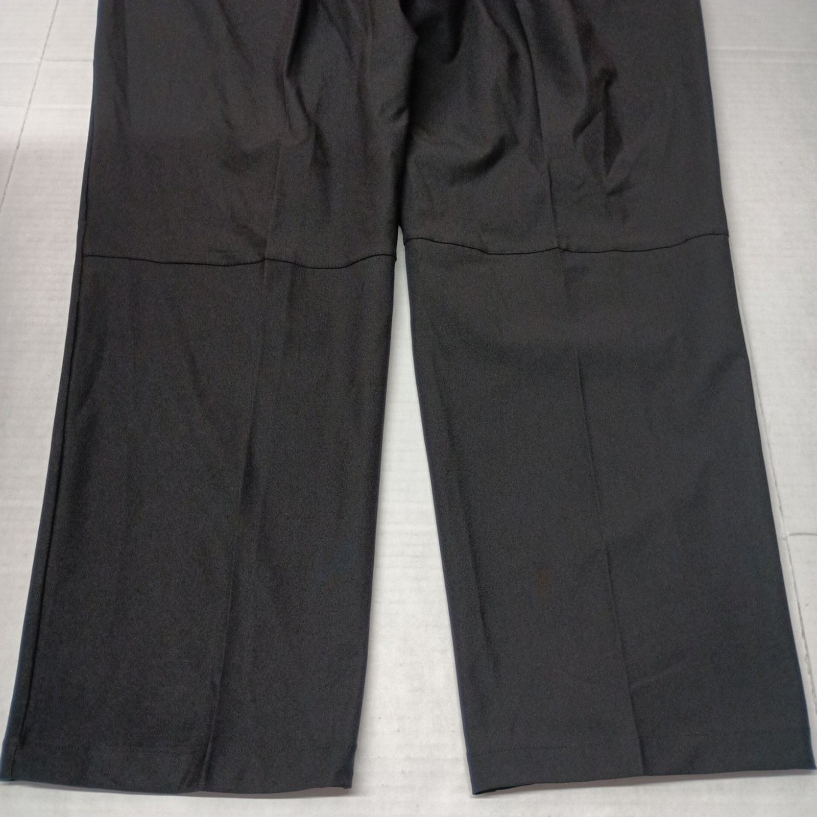 Chaps Chaps Golf Slim Fit Pants Mens 42x30 Black Stretch Waistband Size US 42 / EU 58 - 6 Thumbnail