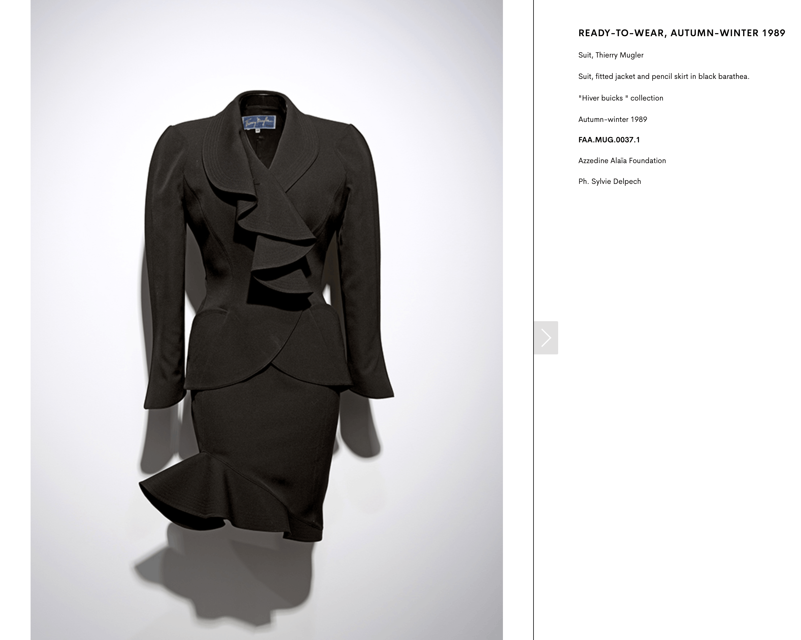 Thierry Mugler Archival Runway Thierry Mugler AW 1989 suit jacket Size XS / US 0-2 / IT 36-38 - 8 Thumbnail
