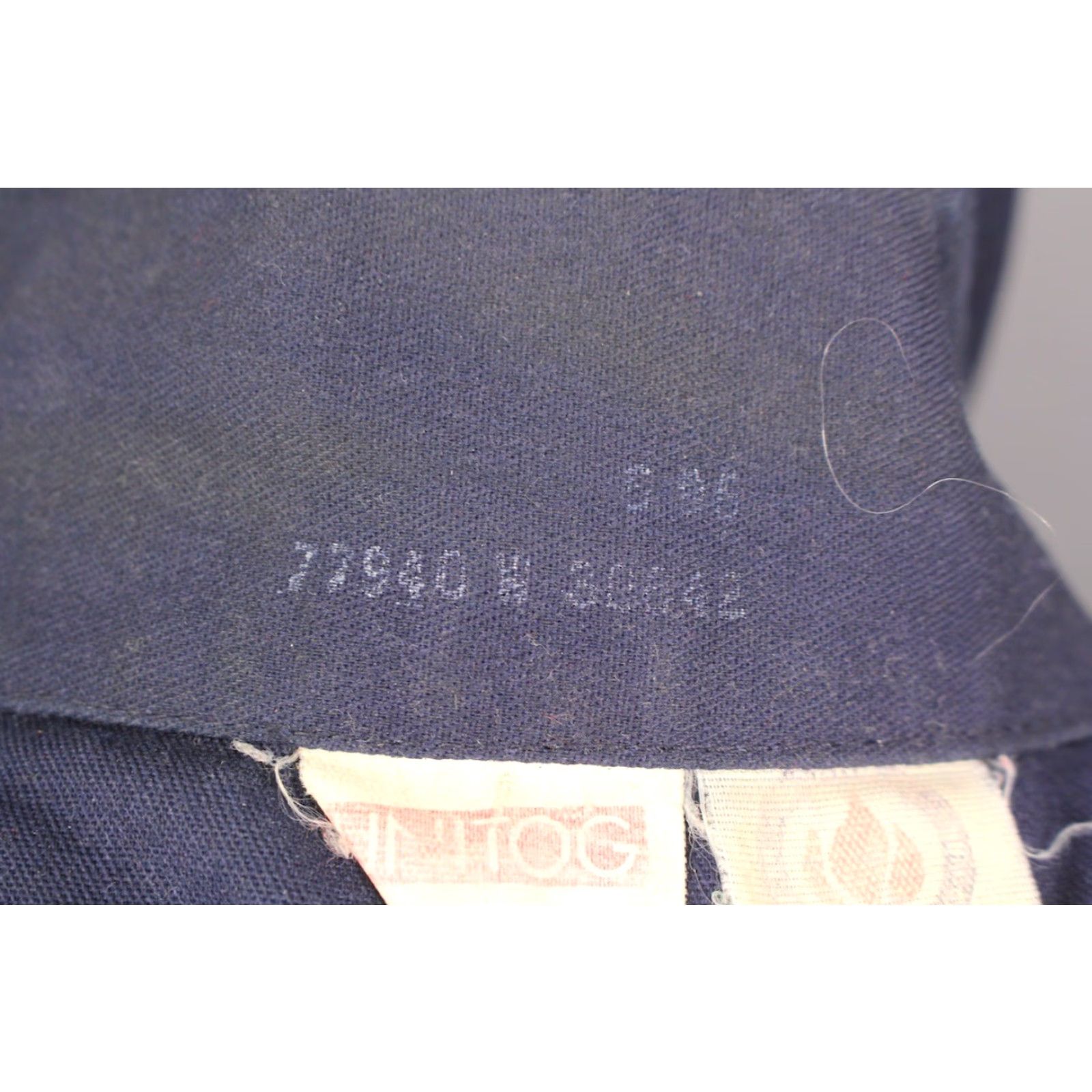 Vintage VINTAGE Mail Carrier Jacket Mens VTG 80s Work Jacket 44 R Unitog Blue Cotton 1980s Mailman Post Office Decade 80s Mens Size 44 R Size US S / EU 44-46 / 1 - 6 Thumbnail