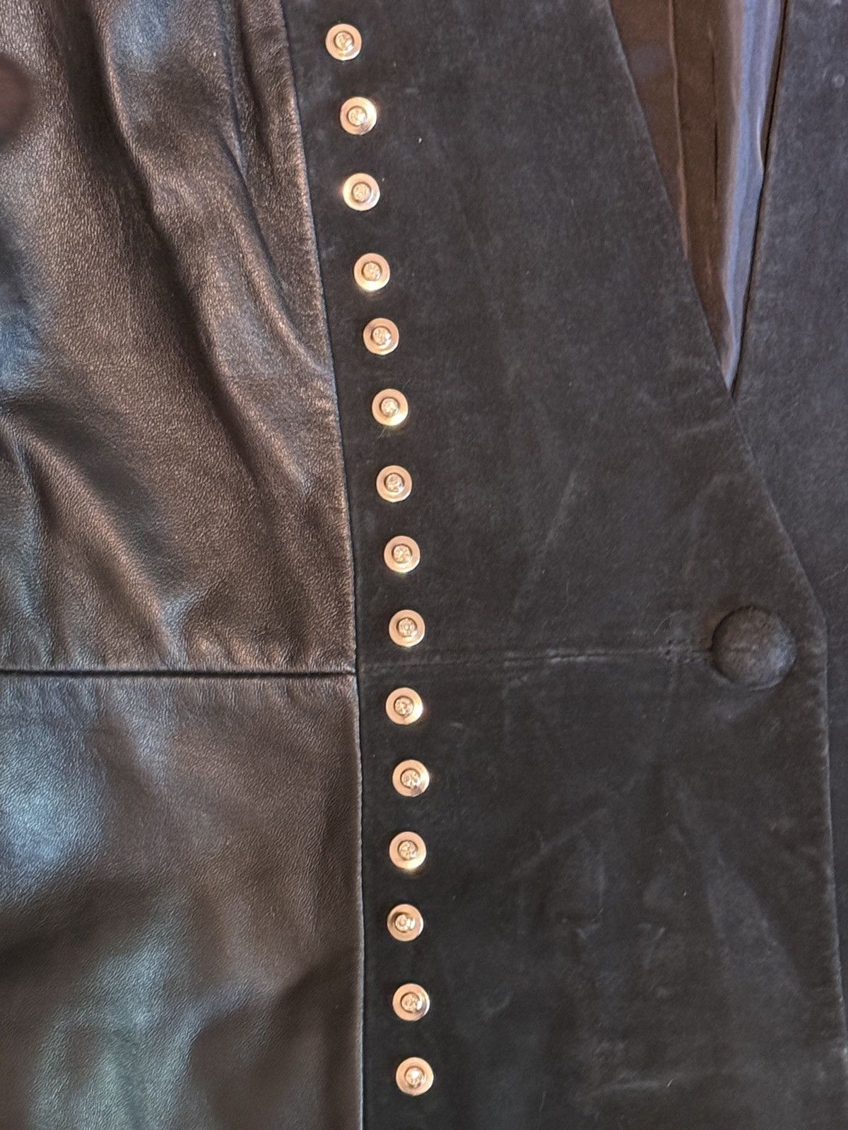 Review Vintage 90’s Révue Black Leather Suede Studded Blazer SZ 6 Size M / US 6-8 / IT 42-44 - 3 Thumbnail