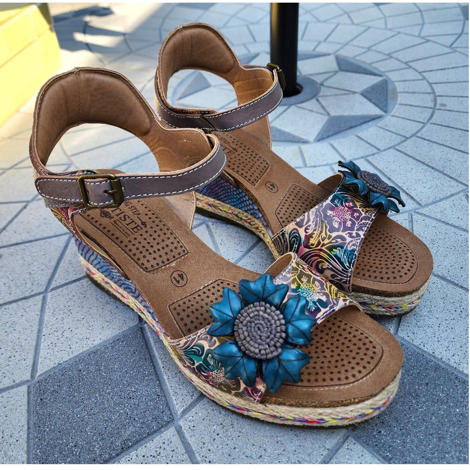Designer L'Artiste Spring Step Annmarie Embossed Strap Wedge Sandals Size US 10.5 / IT 40.5 - 10 Thumbnail