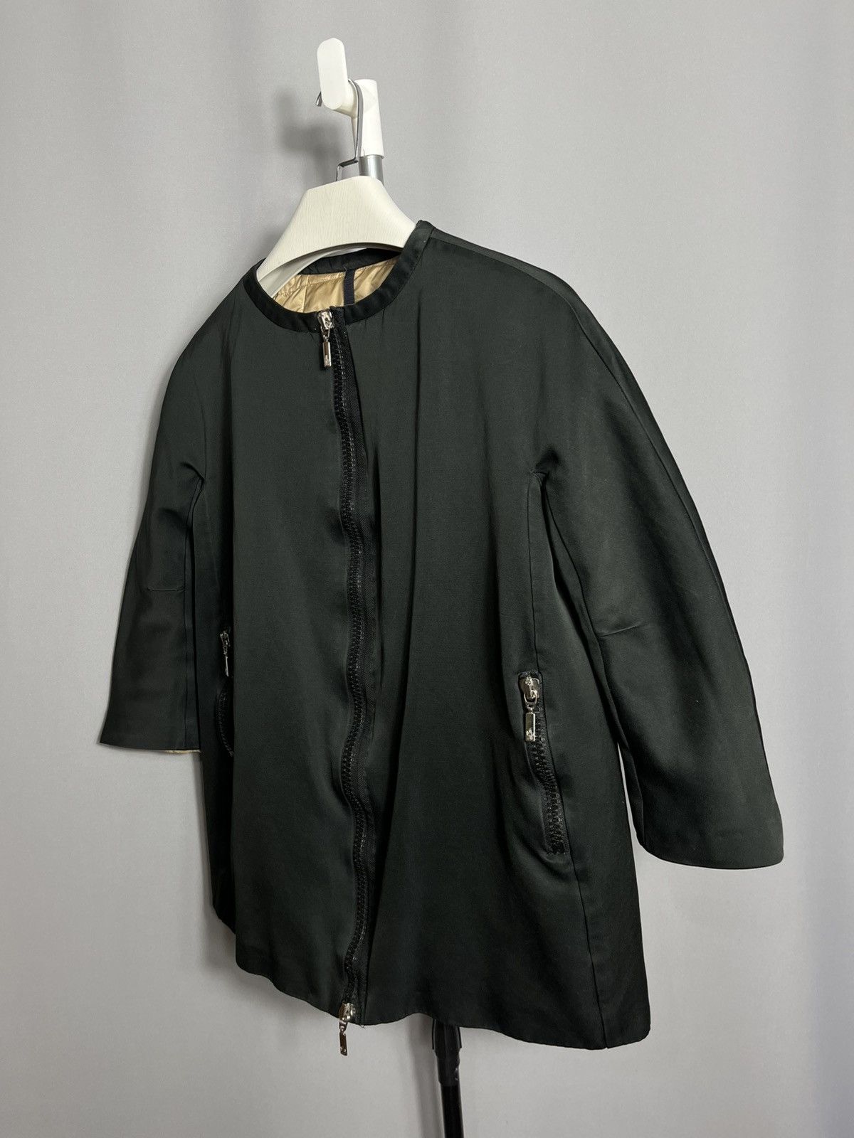 Moncler Moncler Ligneville Giubbotto Womans Down Jacket Zip Black Size L / US 10 / IT 46 - 2 Thumbnail
