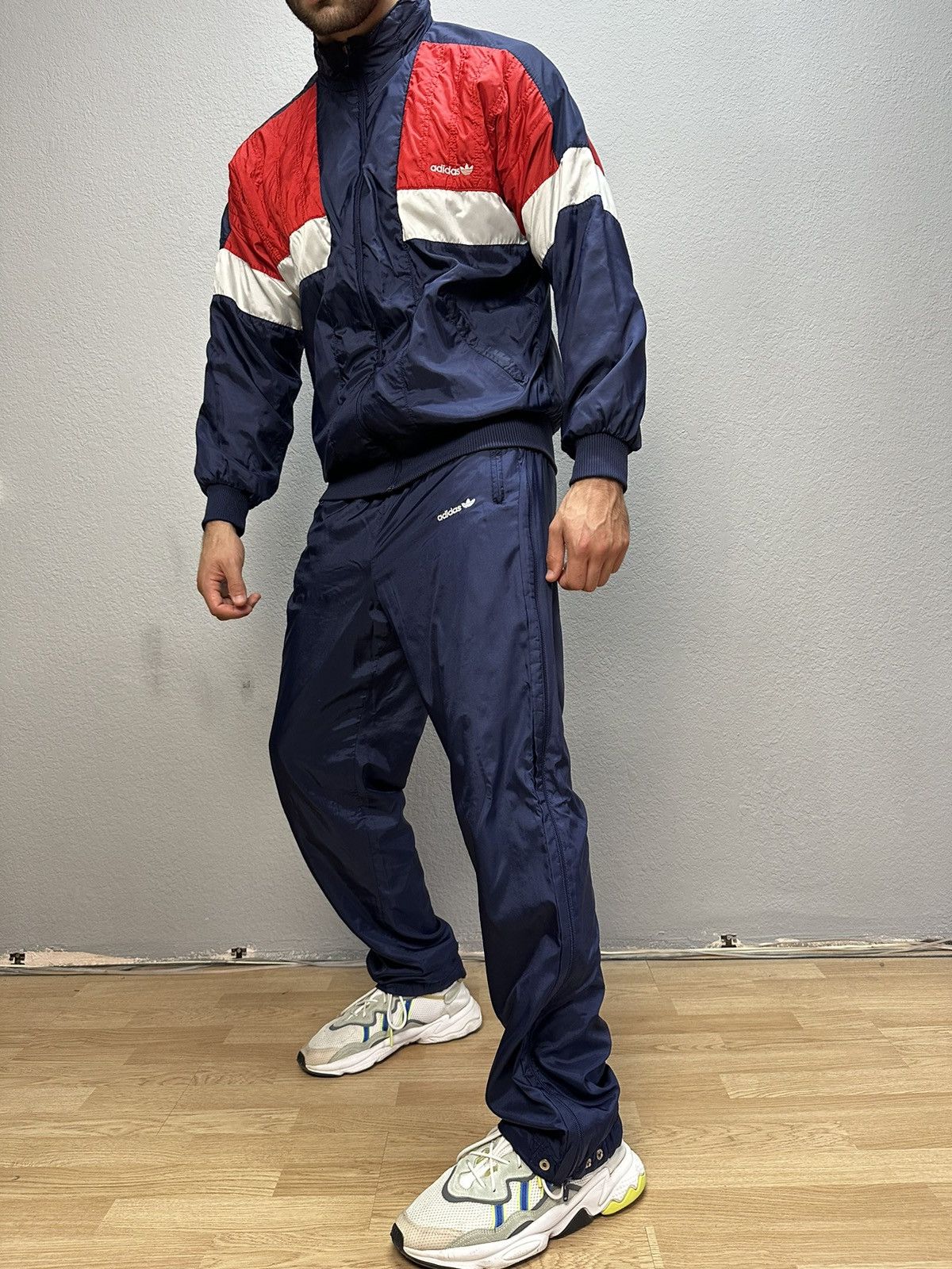 ウォーキング・ランニングウェア 00s old adidas tech nylon set-up y2k 00s adidas wide track pants サテン y2k teck - メルカリ