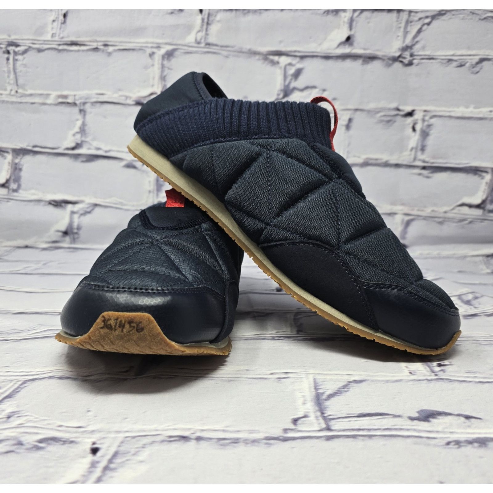 Teva TEVA ReEmber Moc Eclipse Mens 12 Navy Quilted Slip On Shoes Size US 12 / EU 45 - 1 Thumbnail