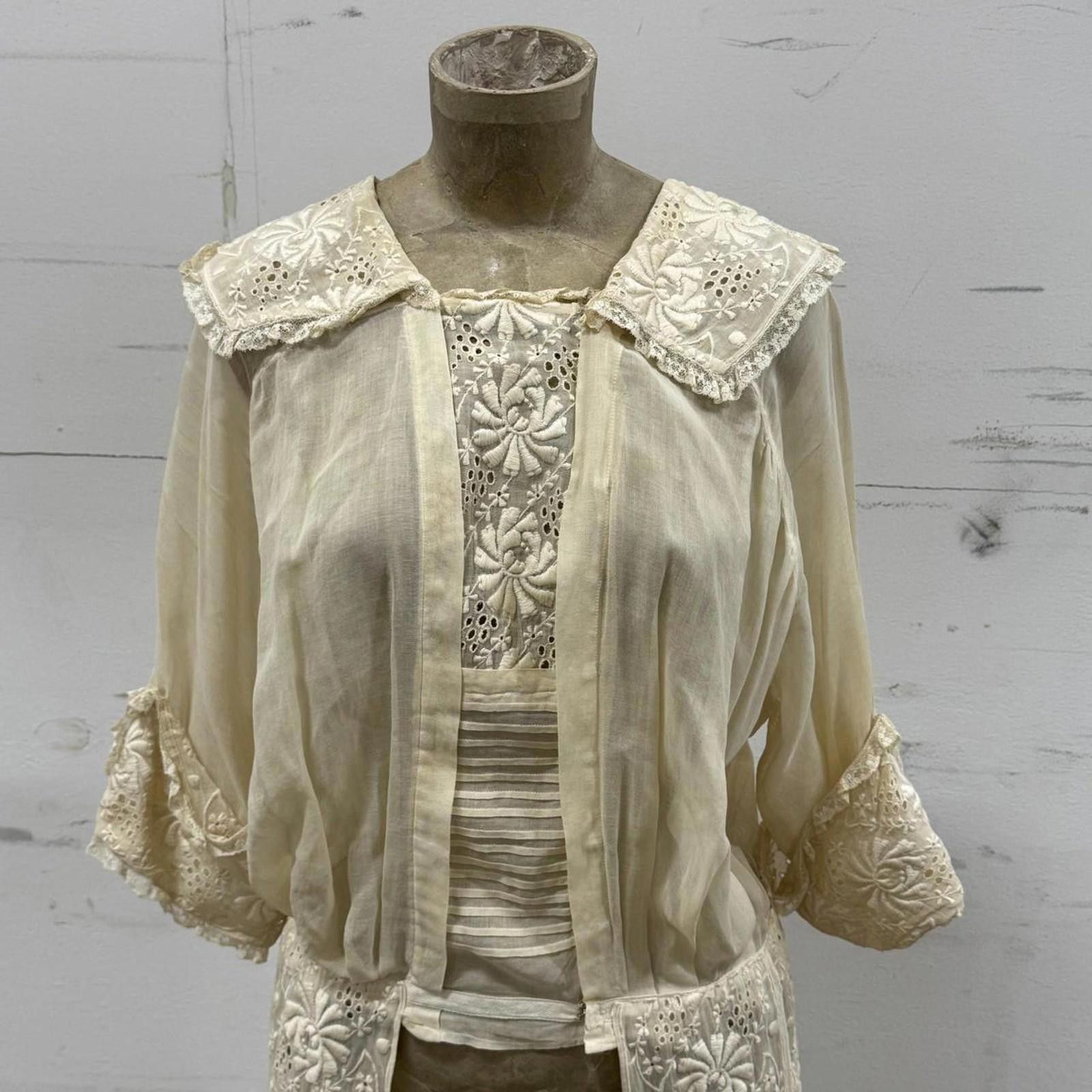 Other RARE Antique Edwardian White Broderie Tea Robe Jacket Size S / US 4 / IT 40 - 3 Thumbnail