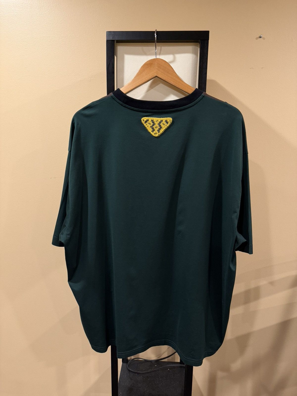 Prada Prada Green / Yellow Triangle Logo 2021 Colourblock T-Shirt Size US L / EU 52-54 / 3 - 7 Thumbnail