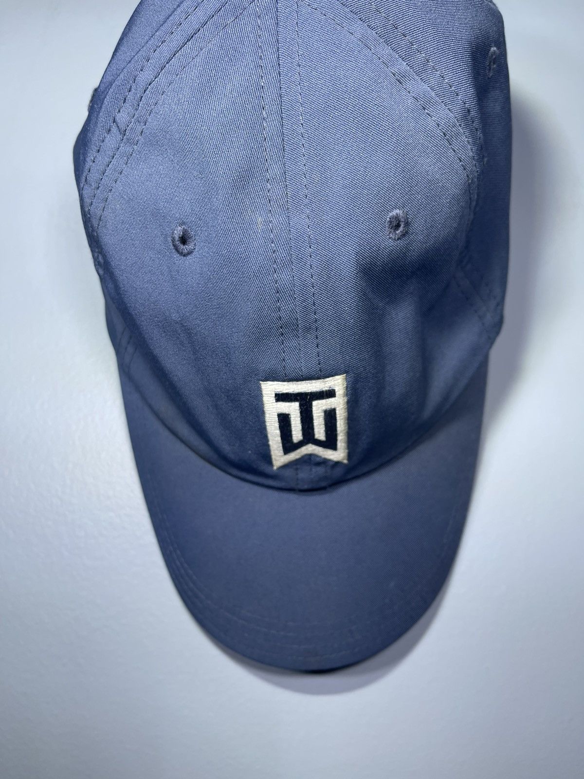 Tiger Woods Nike Tiger Woods Collection Golf Strapback Blue Performance Size ONE SIZE - 3 Thumbnail