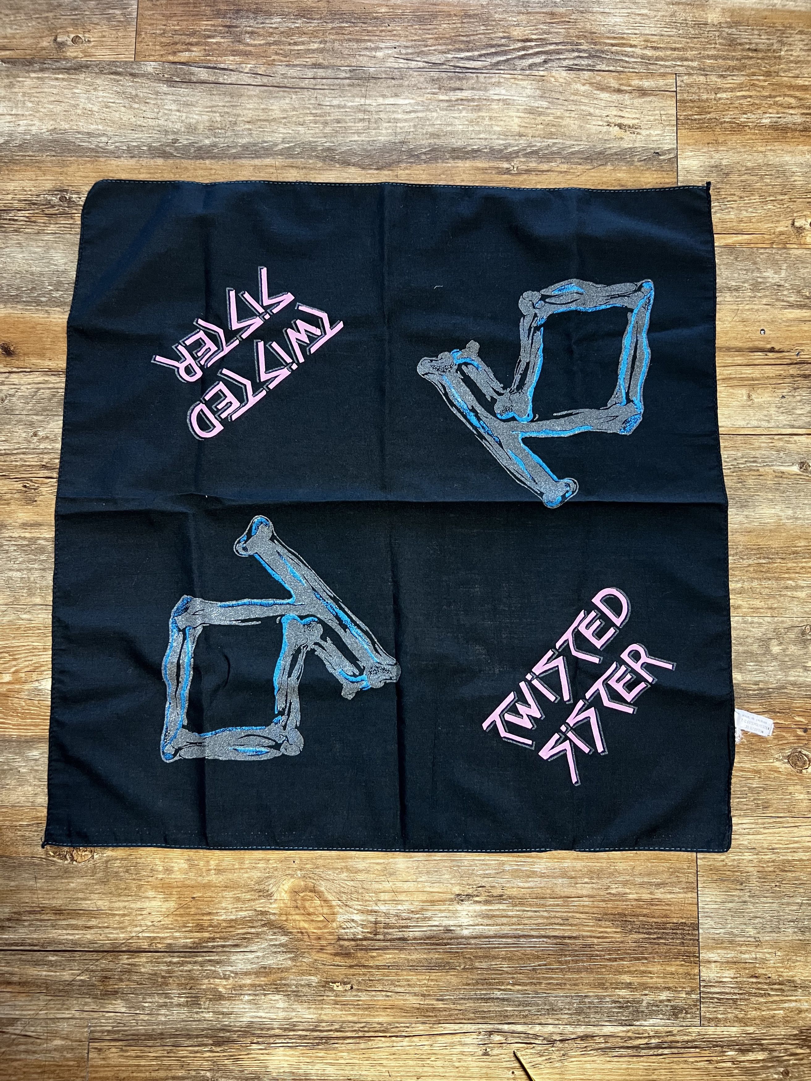 Vintage Vintage 1980's Twisted Sister Logo Bandana Size ONE SIZE - 1 Thumbnail