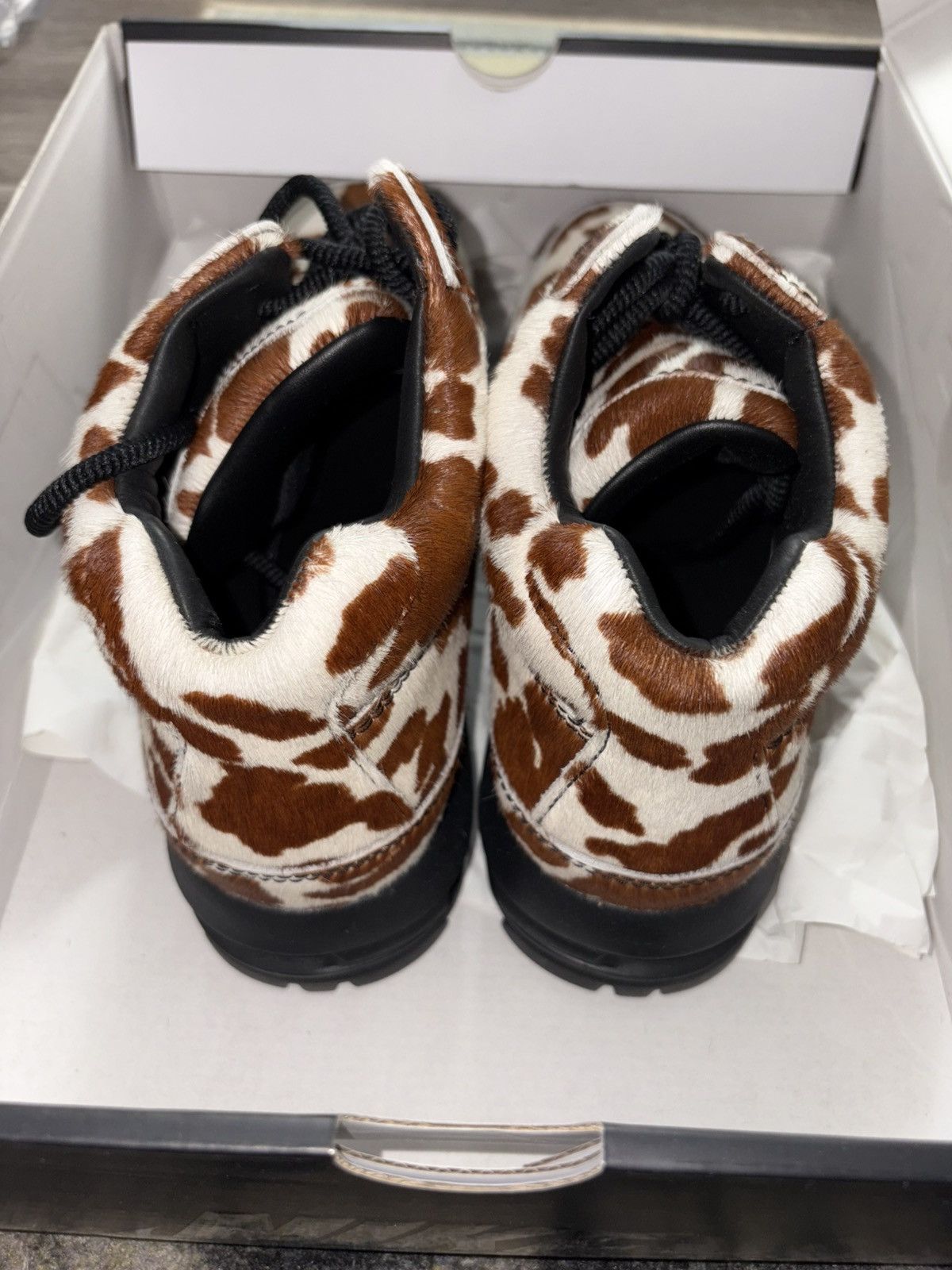 Nike Nike Air Max Goadome Sail Cocoa Wow Cow Print Pony Hair Size US 11.5 / EU 44-45 - 4 Thumbnail