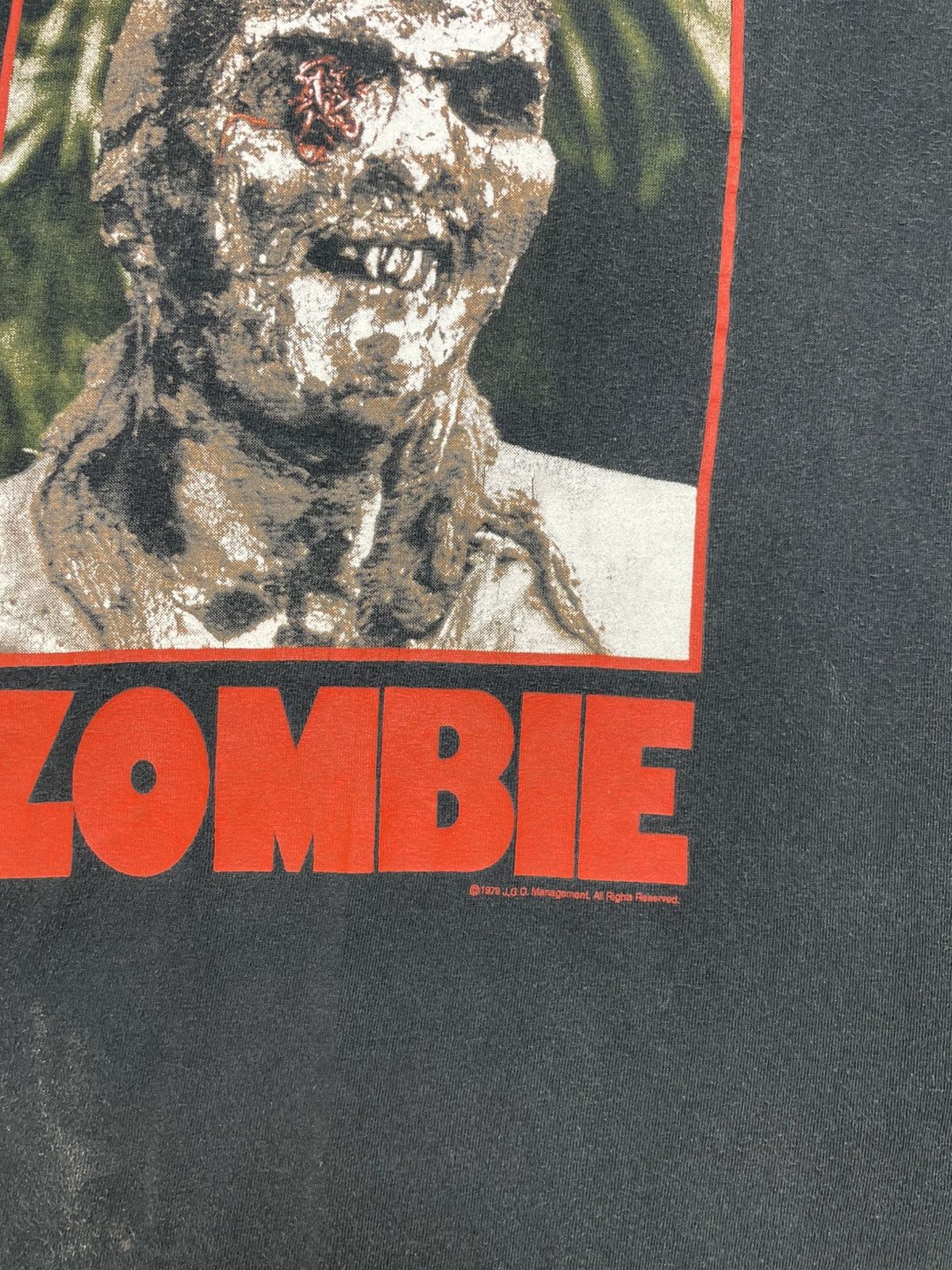 Vintage 90s Zombie We are going to eat you Horror Goth Vintage Tee Size US L / EU 52-54 / 3 - 5 Thumbnail
