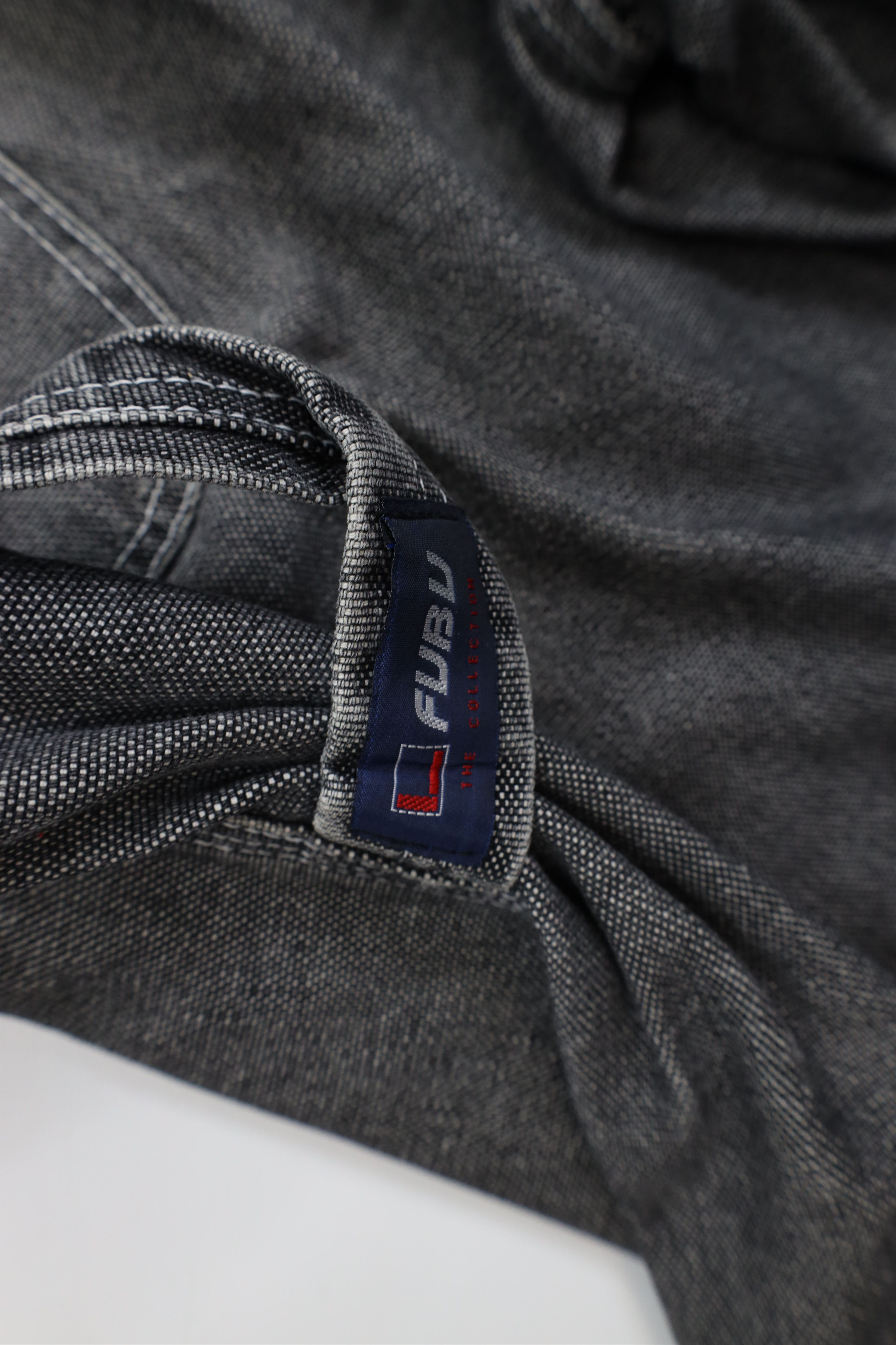Fubu × Vintage Vintage 90s Fubu Spell Out Baggy Hip Hop Denim Jean Shorts Size US 42 / EU 58 - 9 Thumbnail