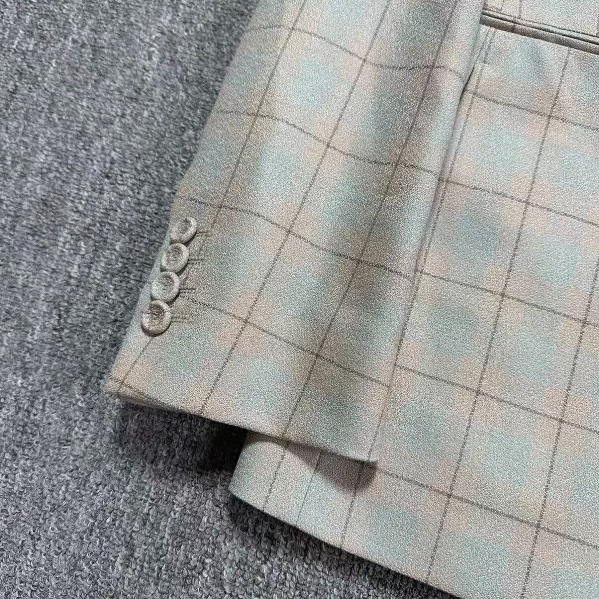 Dior dior plaid wool blazer with shimmering accents Size US M / EU 48-50 / 2 - 3 Thumbnail