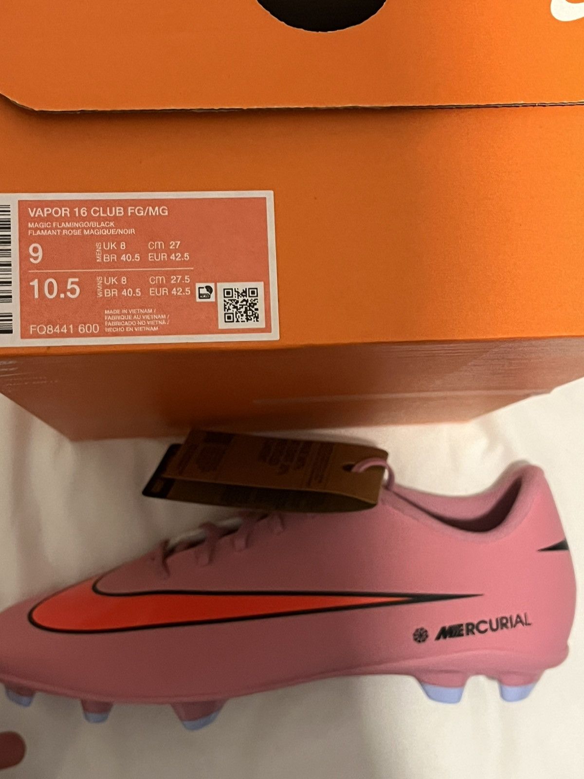Nike Nike pink vapour football boots Size US 9 / EU 42 - 6 Thumbnail