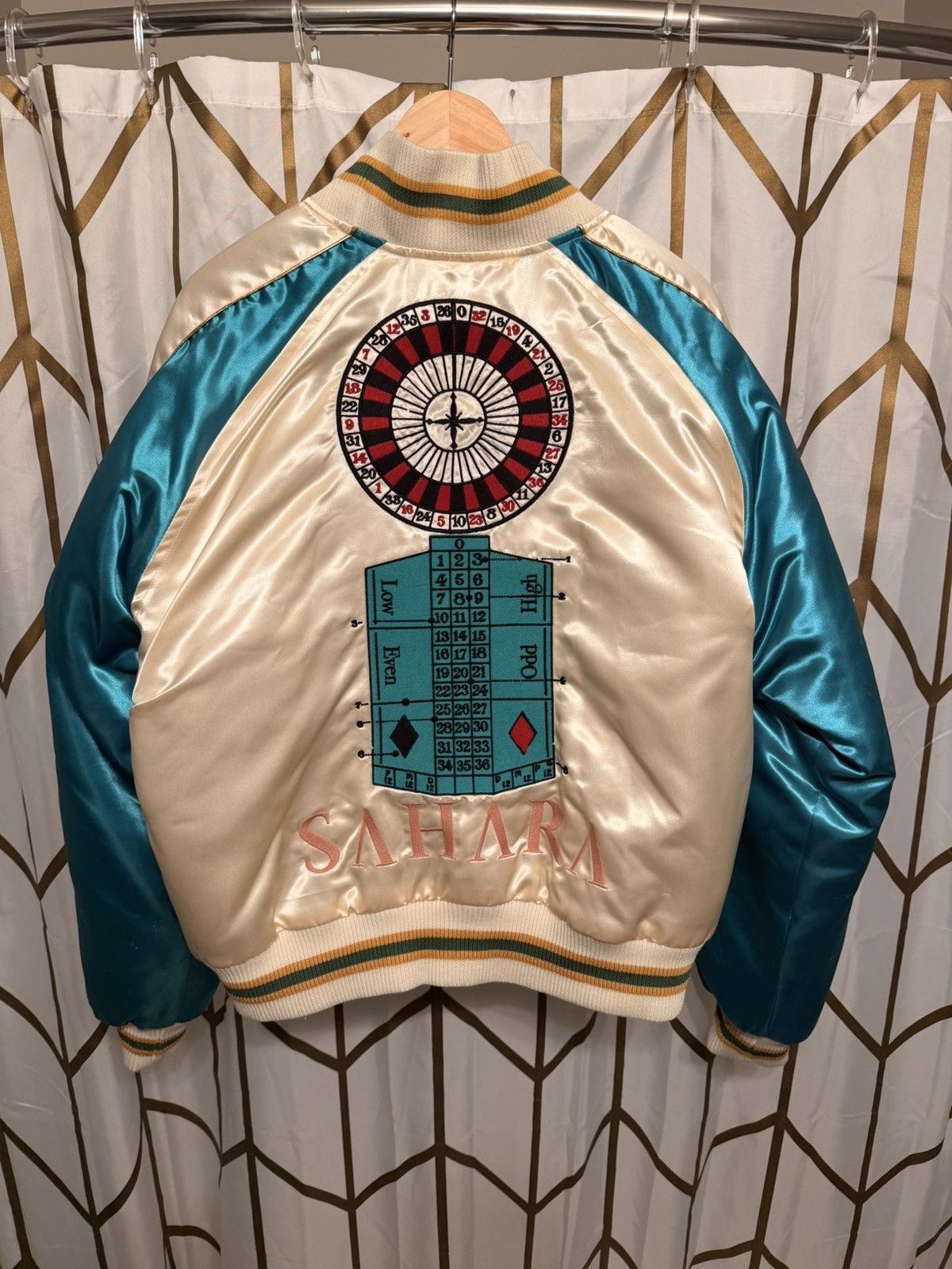 Rhude Rhude Smoking Bomber Jacket Vegas SS 2022 — Size L Size US L / EU 52-54 / 3 - 2 Thumbnail