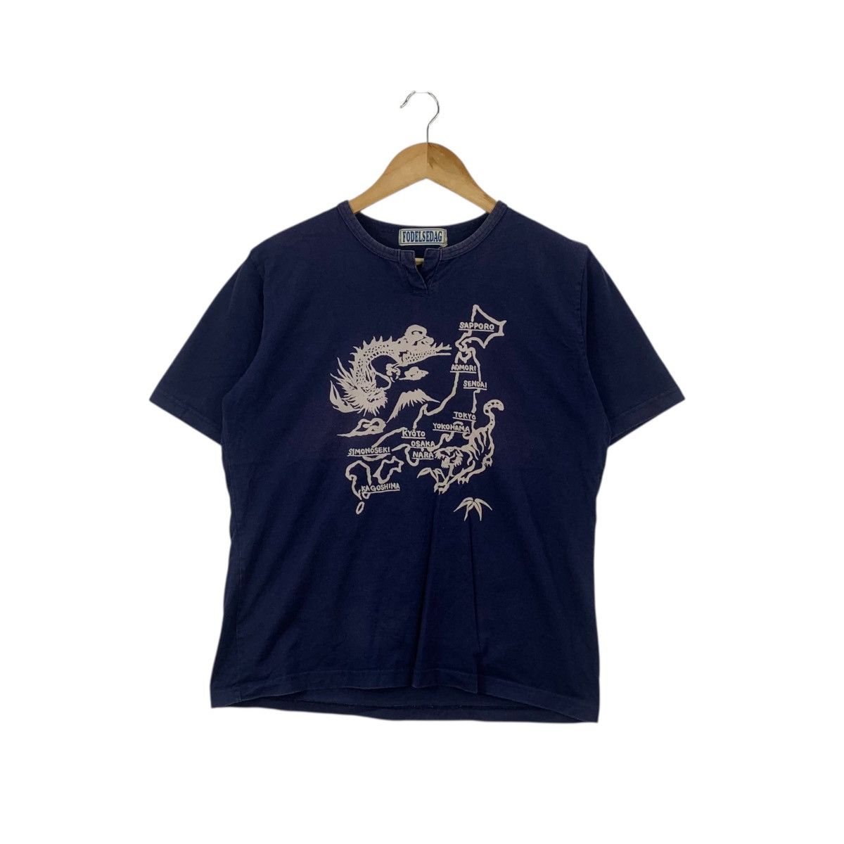 Vintage Vintage FODELSEDAG JAPAN SUKAJAN Natural Indigo Tee Shirt Size M / US 6-8 / IT 42-44 - 1 Thumbnail