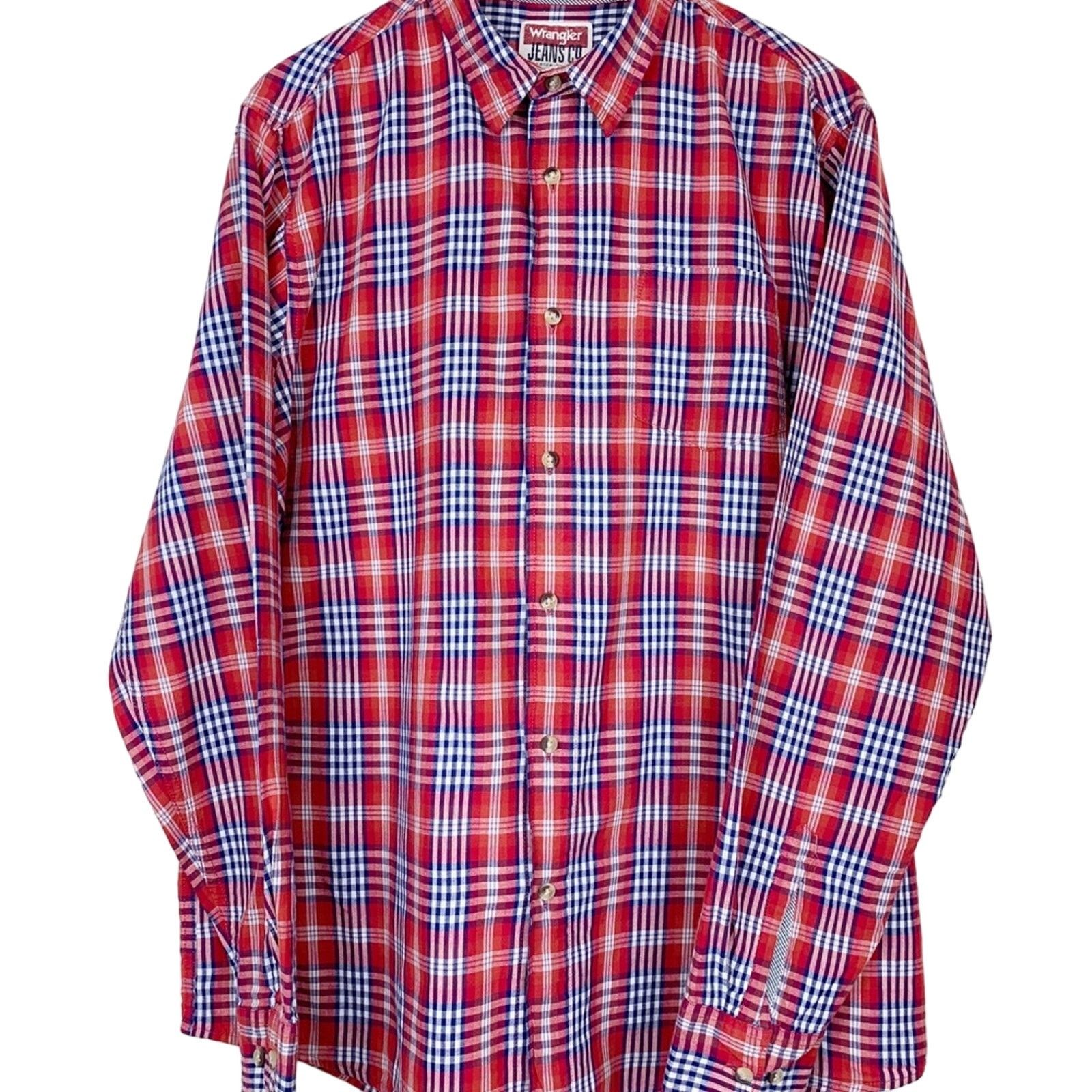 Wrangler Wrangler Jeans Red & Navy Plaid Button Down Shirt Men Size L Size US L / EU 52-54 / 3 - 1 Thumbnail
