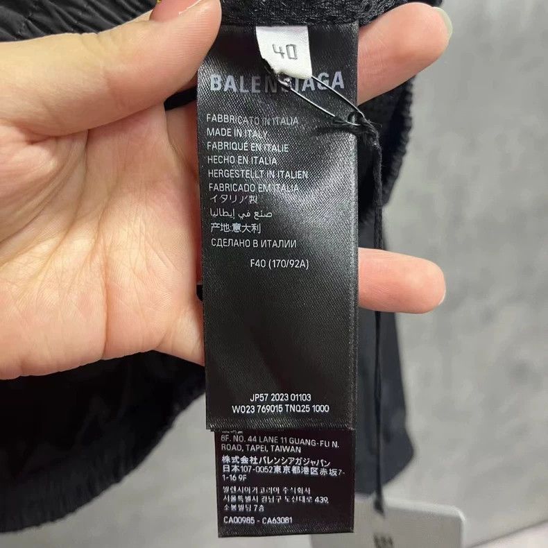 Balenciaga Balenciaga black monogram logo print jacket 2501-Nextarrow Size S / US 4 / IT 40 - 4 Thumbnail