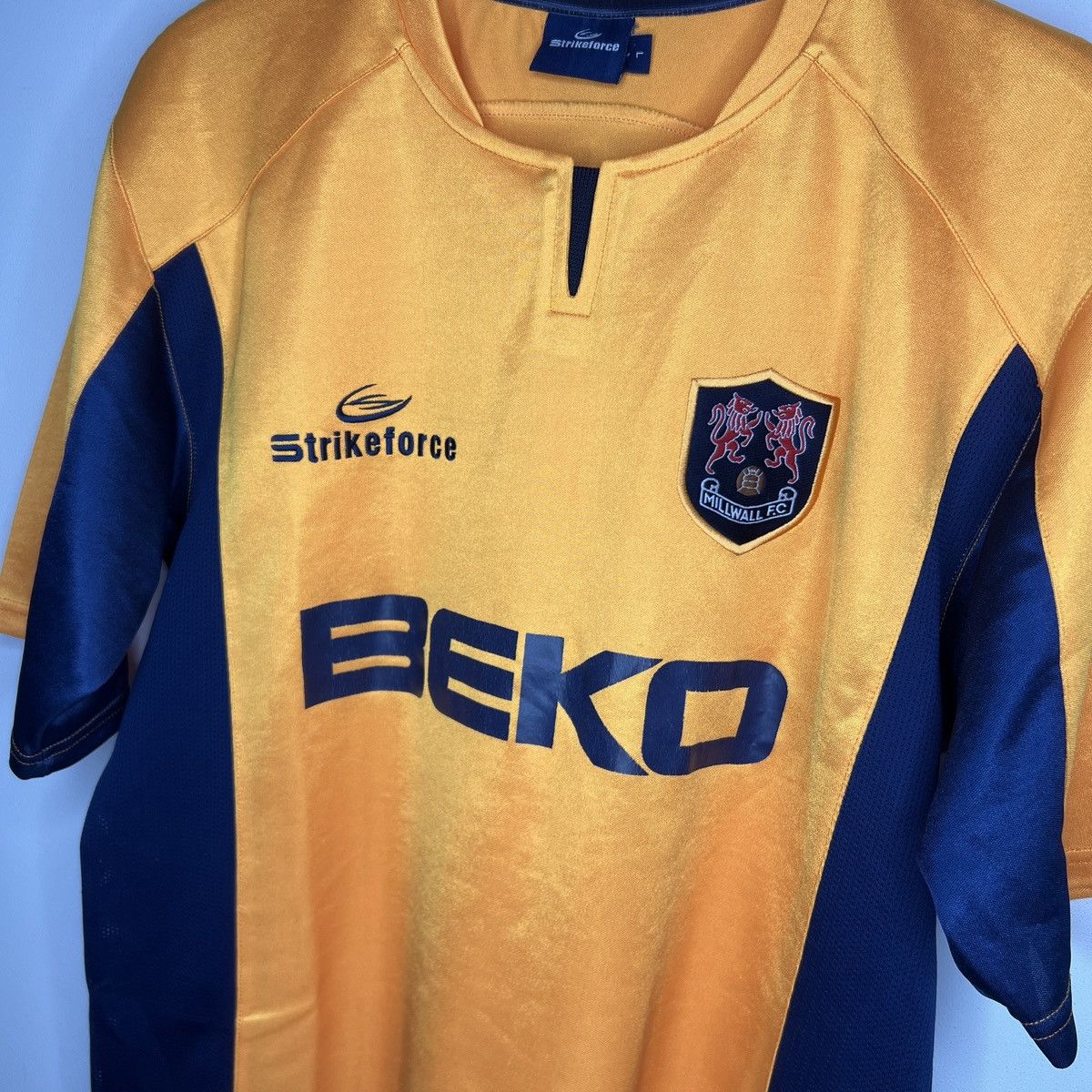 Vintage Vintage Millwall FC Soccer Jersey Football Sportswear Size US L / EU 52-54 / 3 - 5 Thumbnail