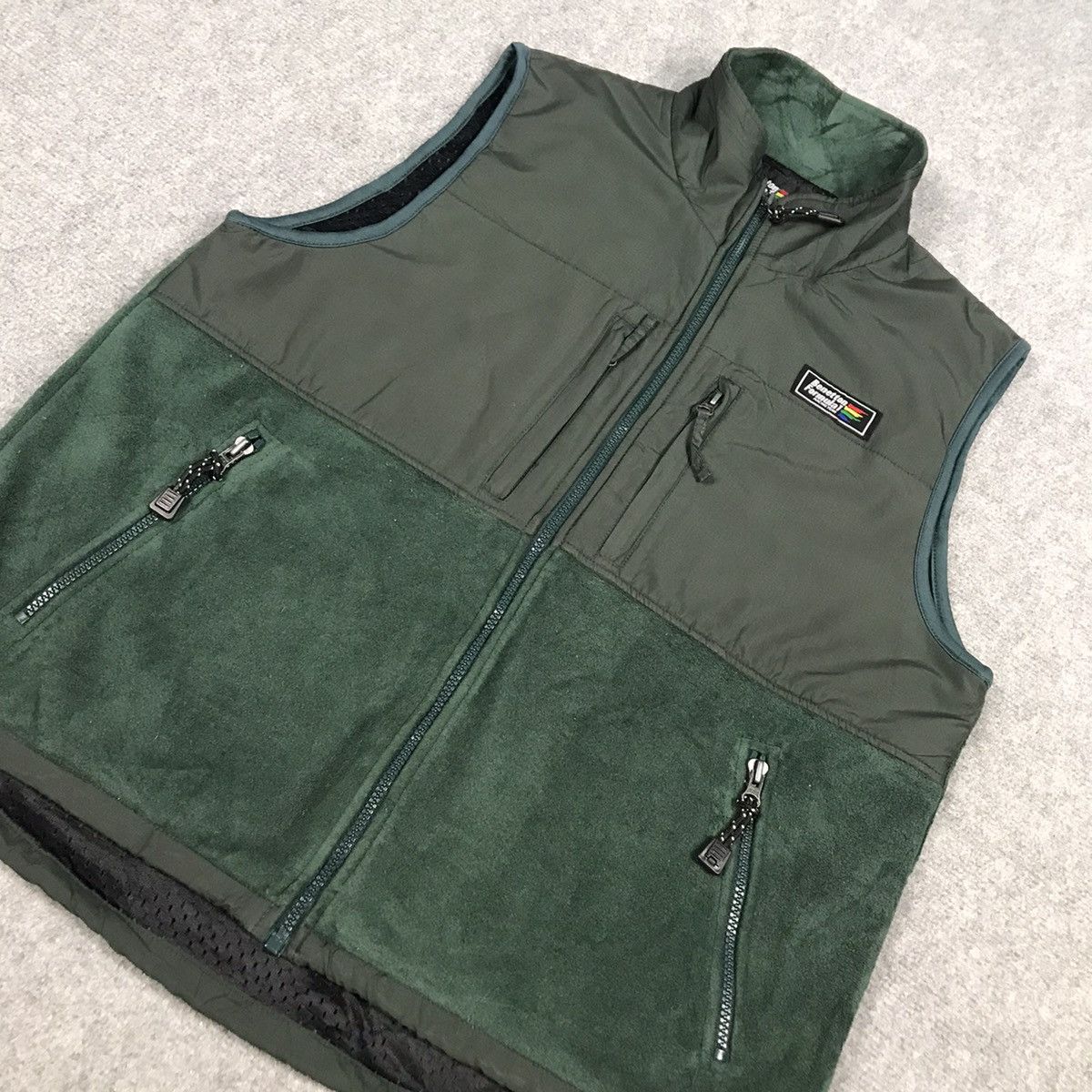 United Colors Of Benetton BENETTON FORMULA 1 FLEECE VEST JACKET Size US L / EU 52-54 / 3 - 4 Thumbnail