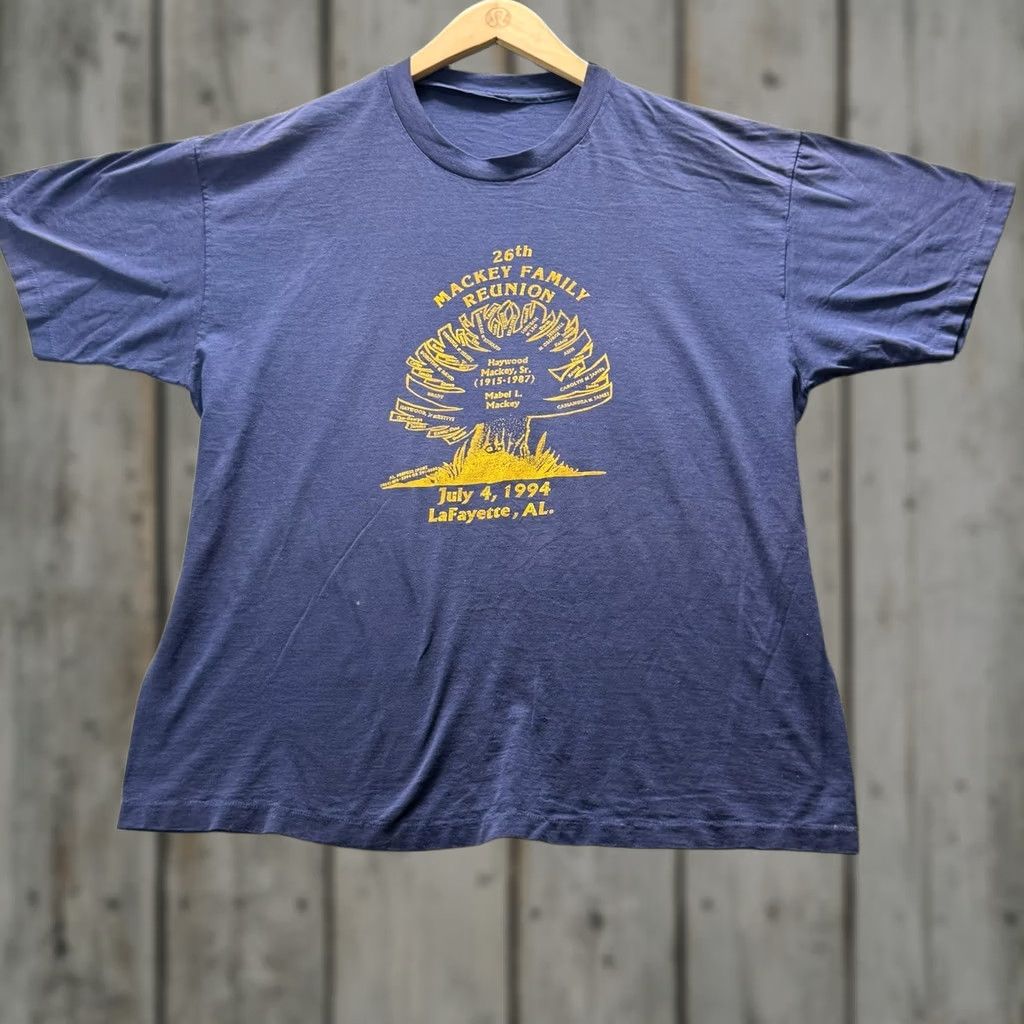 Vintage VINTAGE Mackey Family Reunion Shirt Mens L Blue 1994 26th July 4 Graphic Tee 90s Size US L / EU 52-54 / 3 - 1 Thumbnail