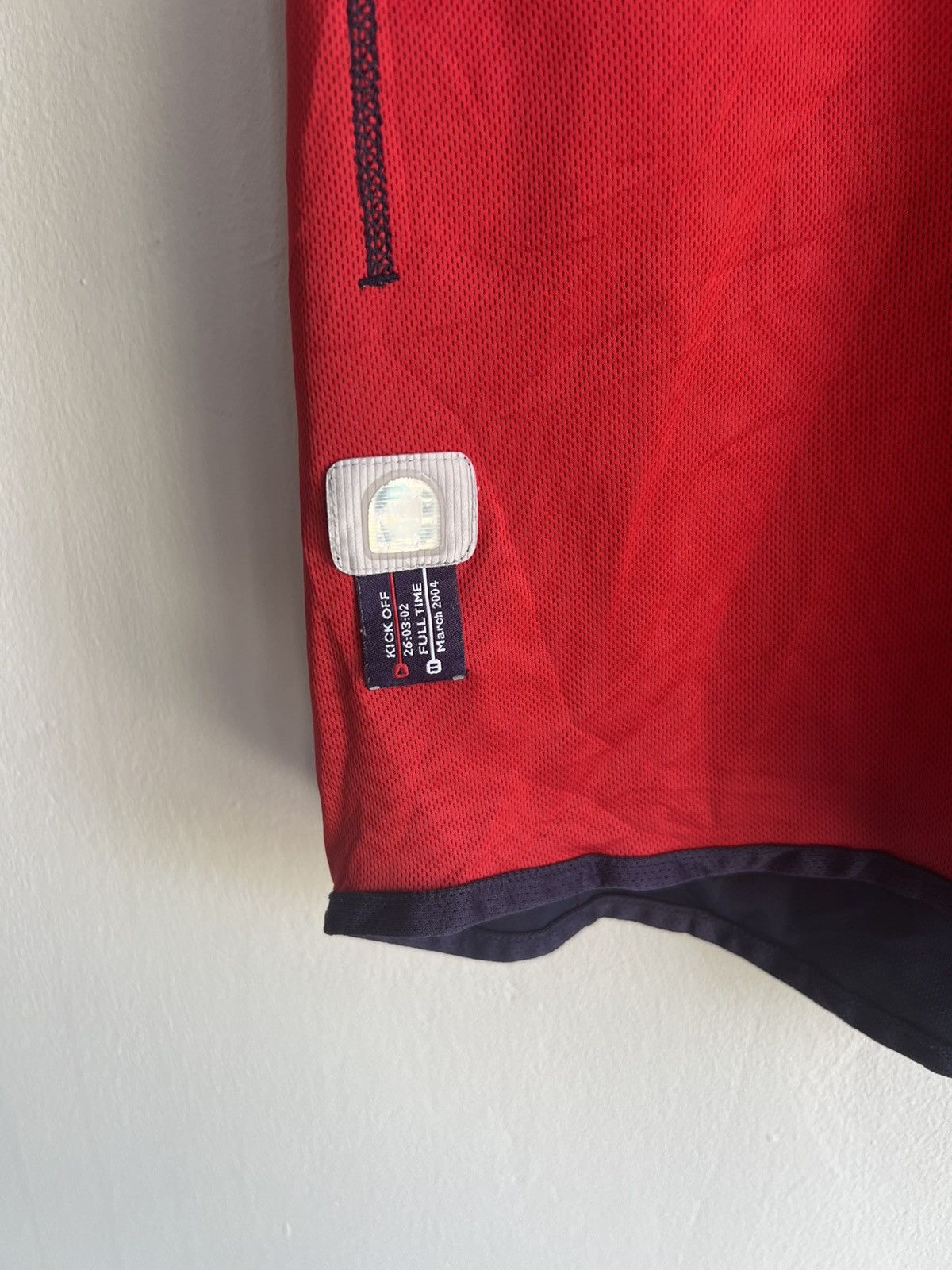 Umbro Original Vintage 2002-04 Umbro England Revisable Away Jersey Size US XL / EU 56 / 4 - 7 Thumbnail