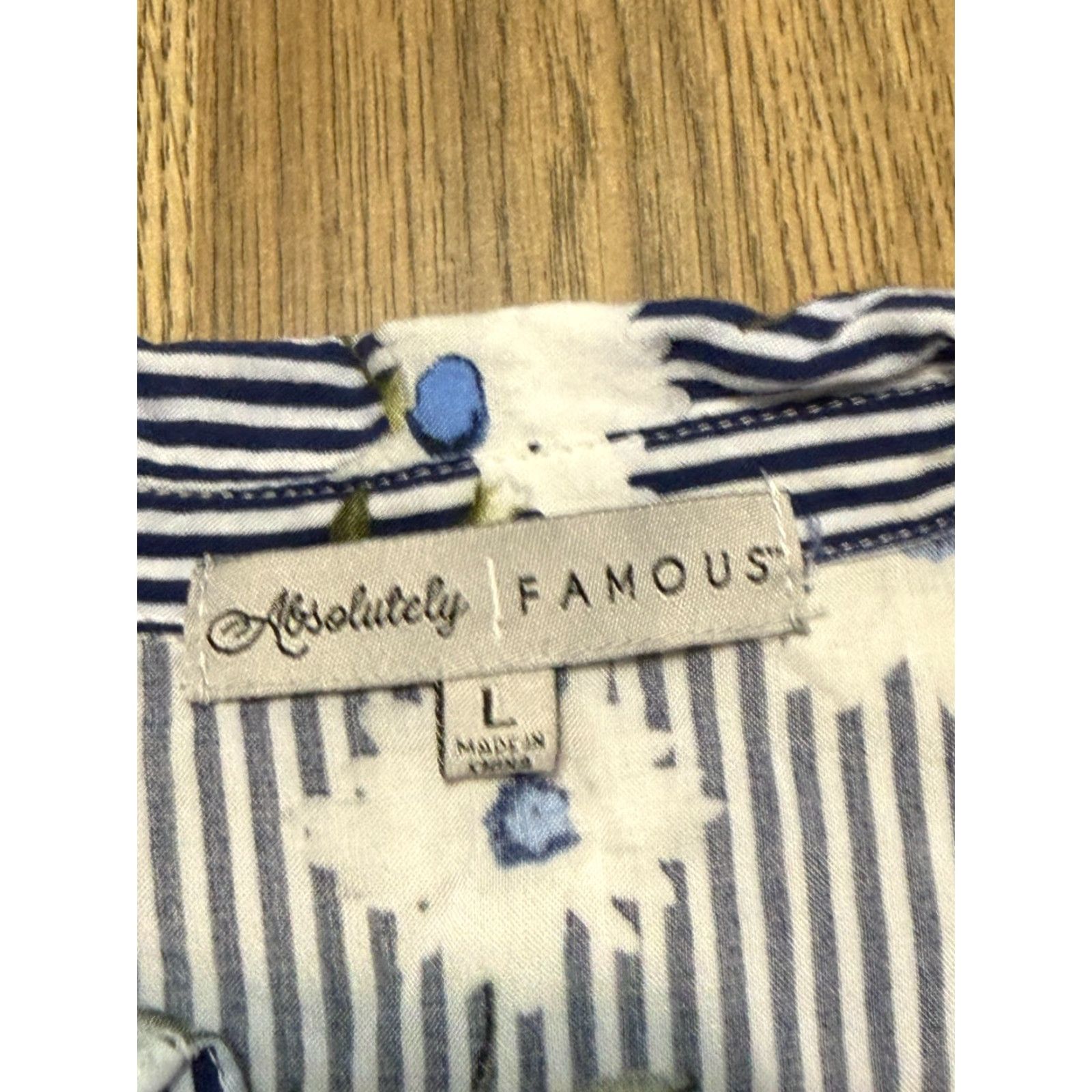 Vintage Absolutely Famous Blouse Shirt Womens Large Blue White Floral Button-Up Size L / US 10 / IT 46 - 6 Thumbnail