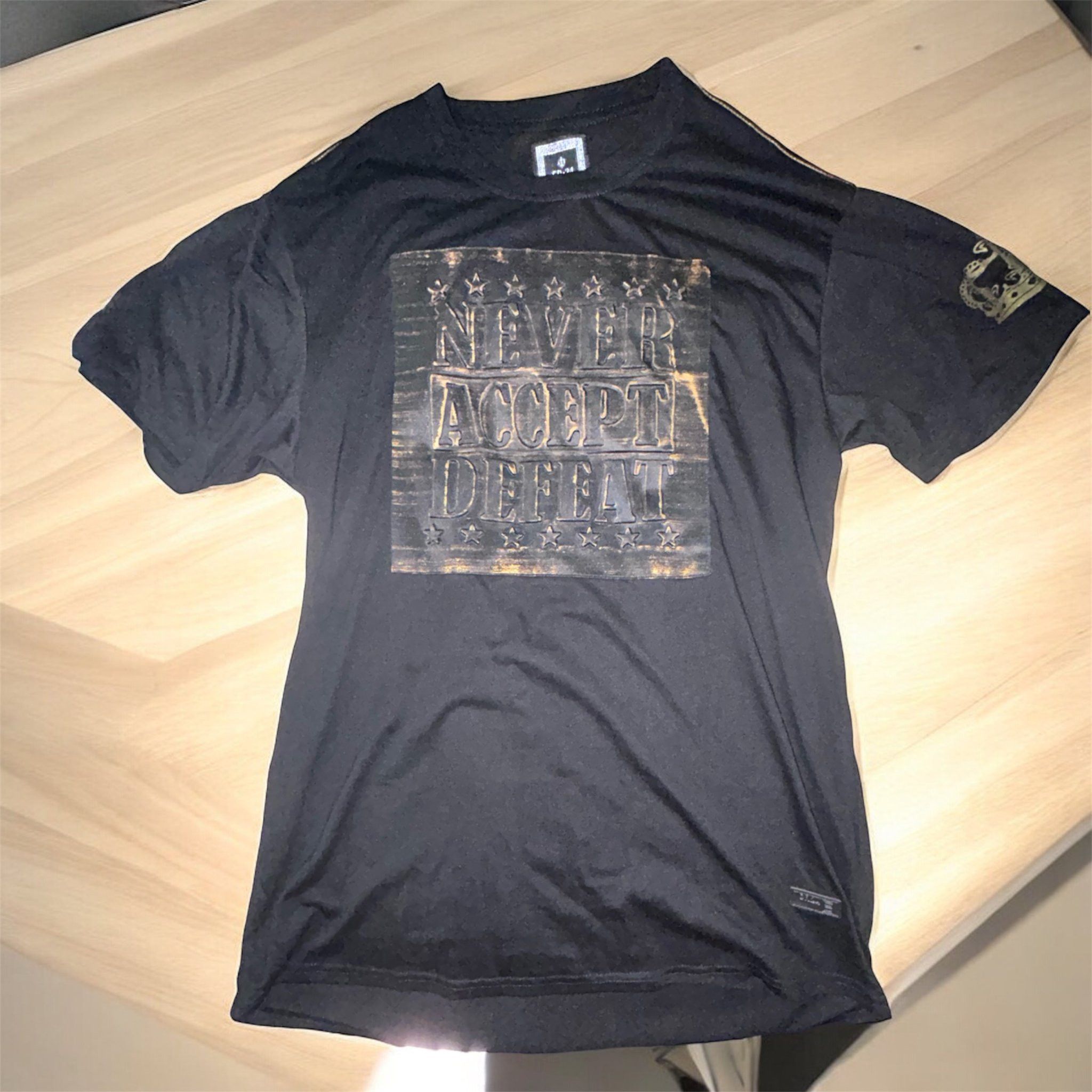Other Bordo Cromato "Never Accept Defeat" T-shirt for men Size US XL / EU 56 / 4 - 1 Thumbnail
