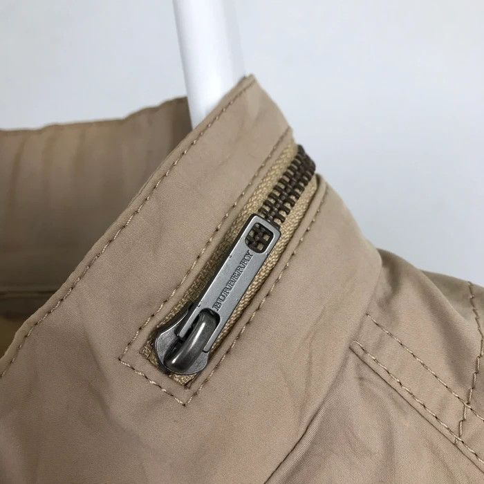 Burberry (SY0098) LADIES BURBERRY LONDON VEST JACKET Size M / US 6-8 / IT 42-44 - 6 Thumbnail