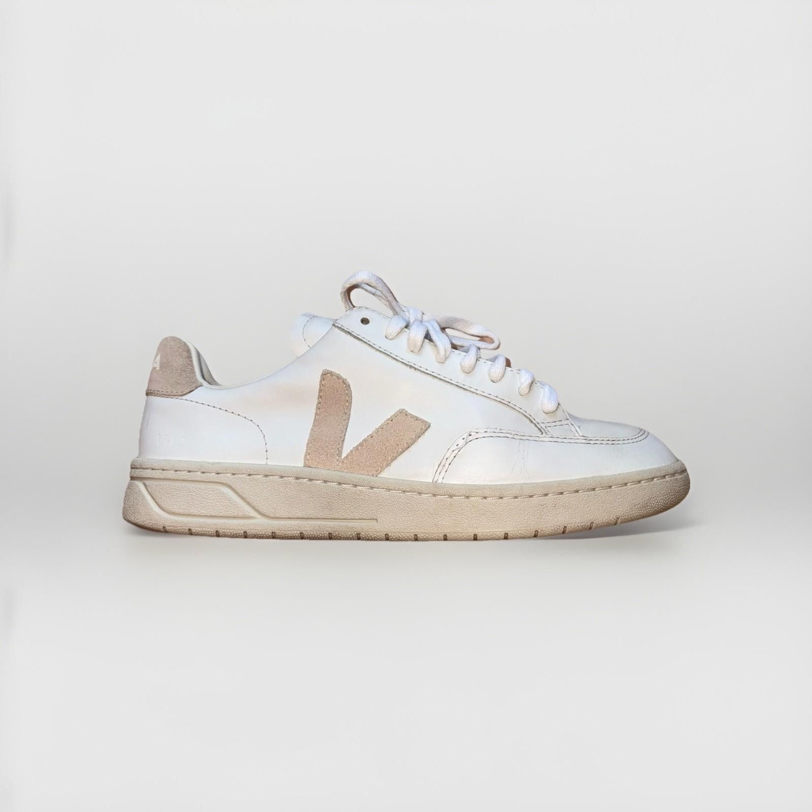 Veja Veja V-12 Women’s Size 9 White Sable Leather Sneakers Size US 9 / EU 42 - 1 Thumbnail