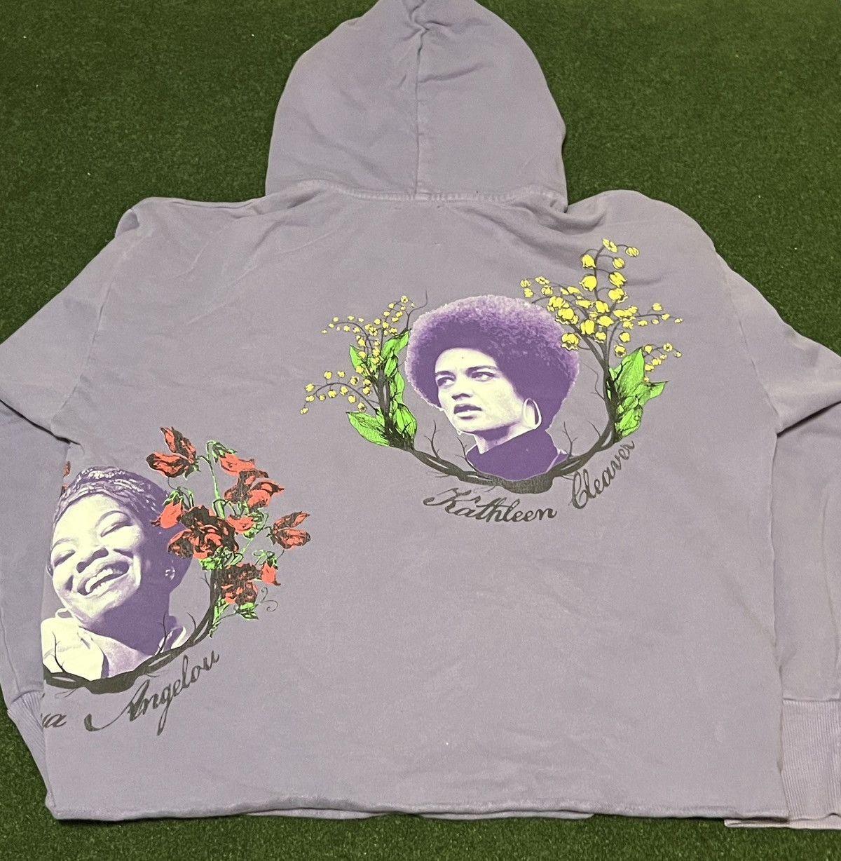 Barriers Barriers Powerful Black Woman Lavendar Hoodie Sz XL Size US XL / EU 56 / 4 - 5 Thumbnail