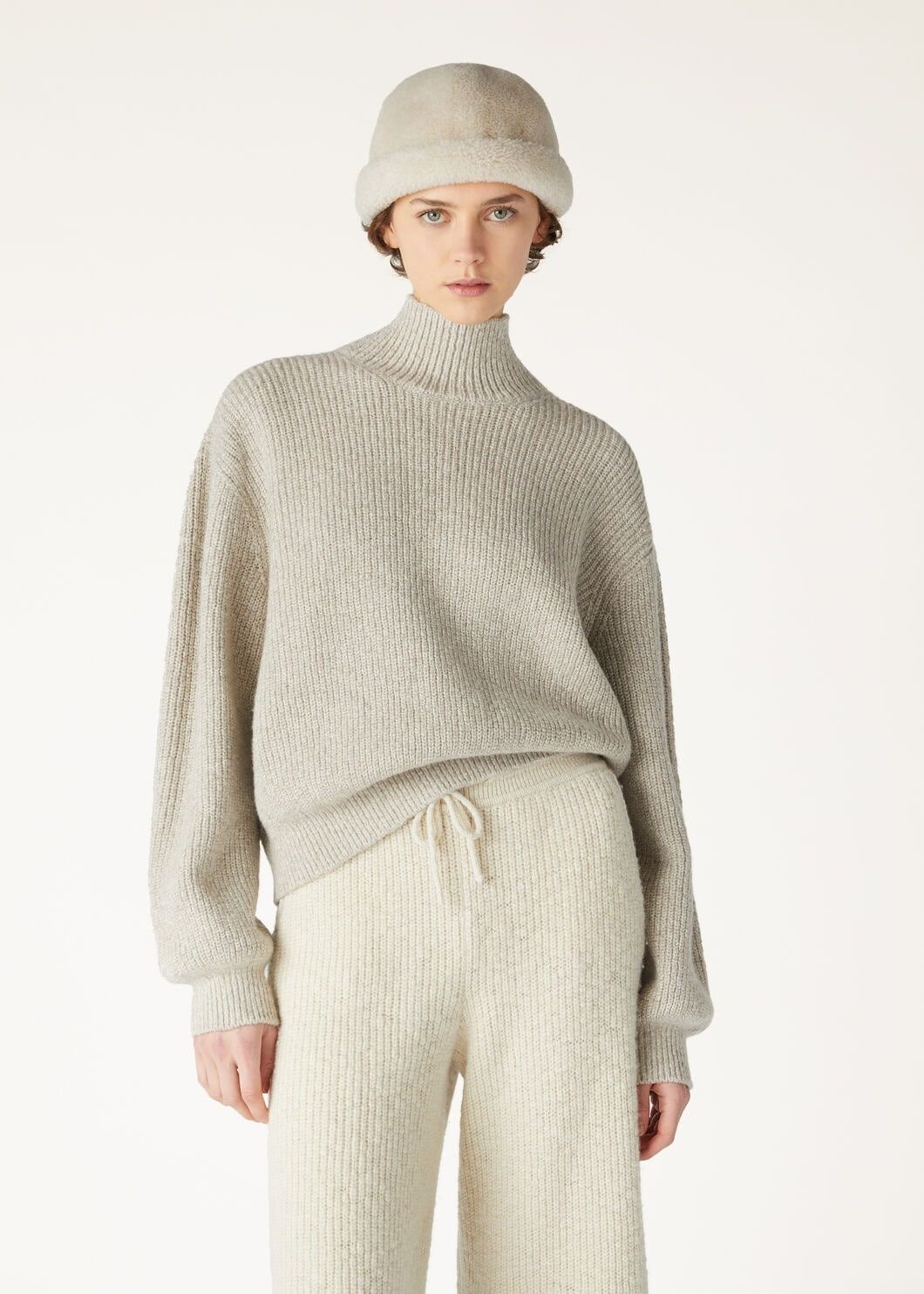 Loro Piana o1w1db10825 FAO6303 Valduggia Turtleneck Sweater in Grey Size M / US 6-8 / IT 42-44 - 4 Thumbnail