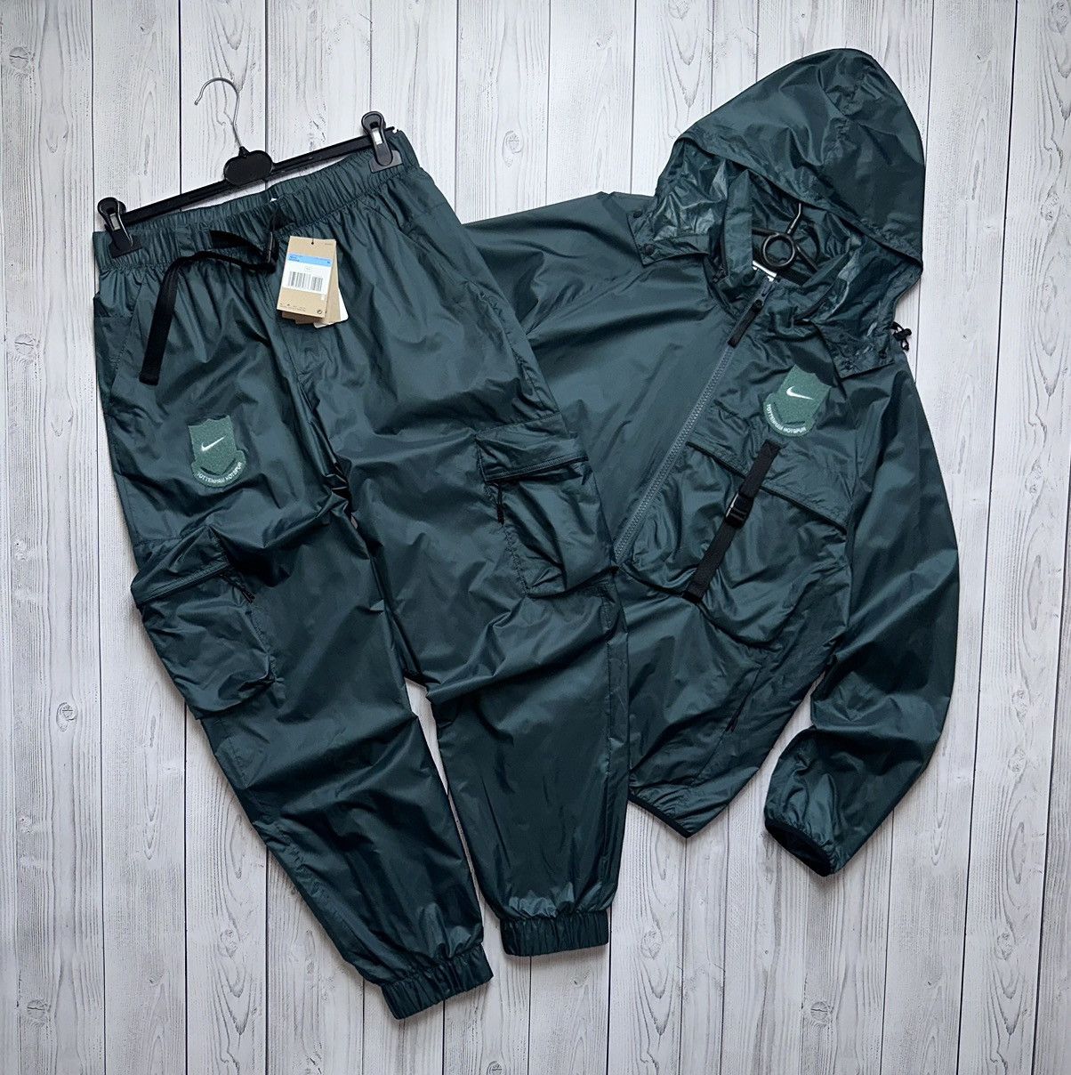 Nike Nike tech pack x Tottenham Spurs soccer tracksuit rare M Size US M / EU 48-50 / 2 - 1 Thumbnail