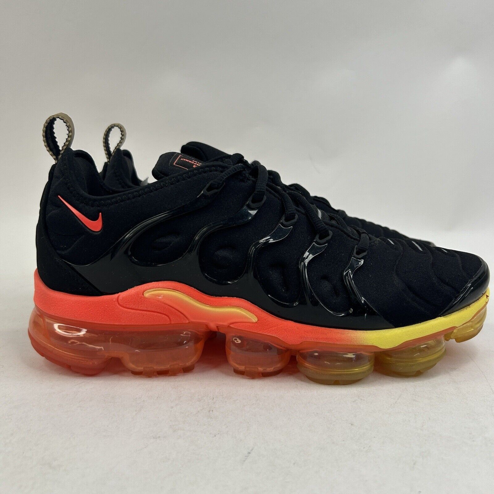 Nike Nike Air Vapormax Plus “Black Sunset Orange/Fresh” 2024 Size US 9 / EU 42 - 4 Thumbnail