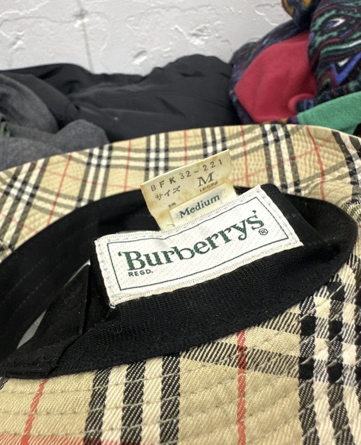 Burberry VTG Burberry Nova Checked Hat Size ONE SIZE - 8 Thumbnail