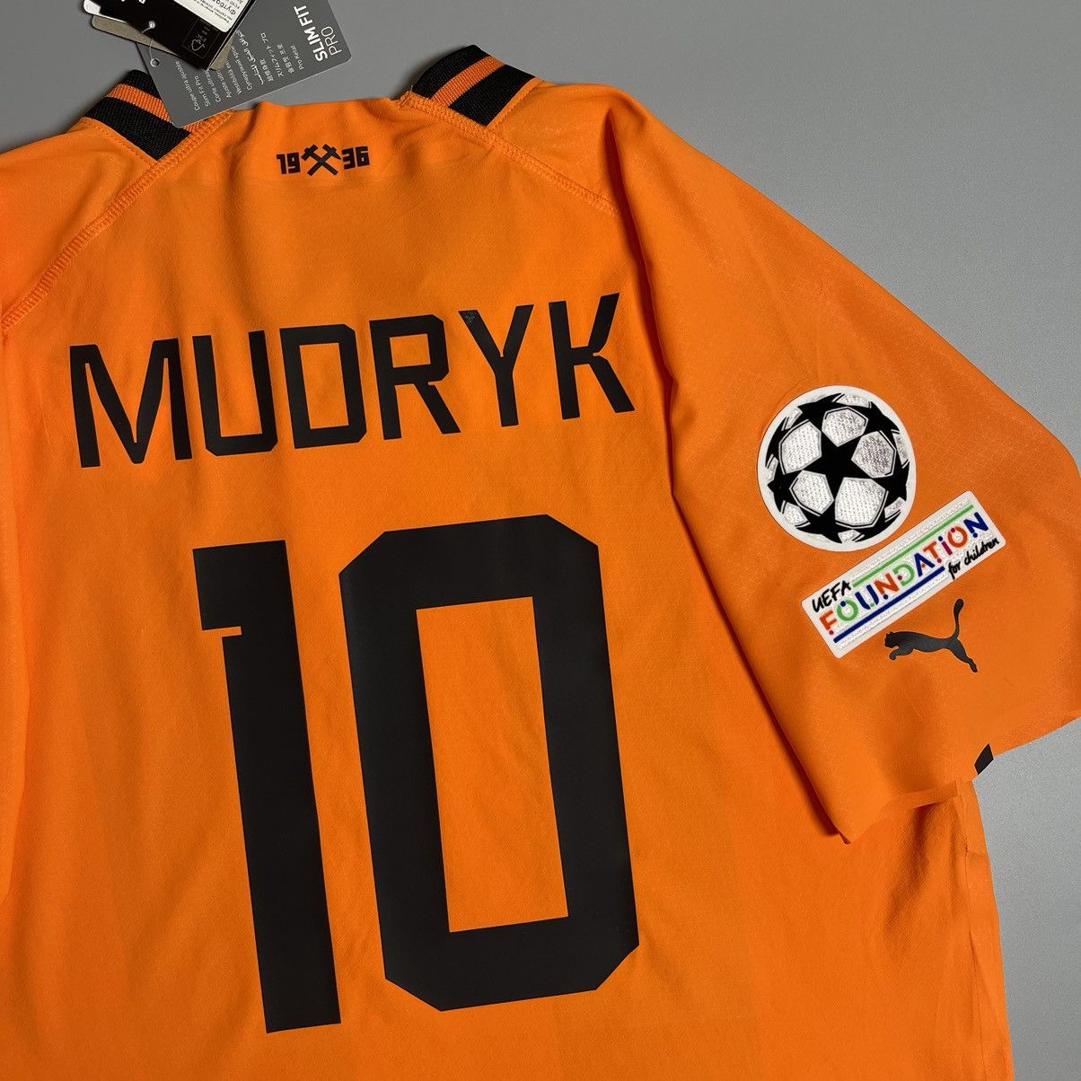 Puma × Vintage NWT SHAKHTAR PUMA 2022/2024 FOOTBALL HOME JERSEY #10 MUDRYK Size US XL / EU 56 / 4 - 11 Thumbnail