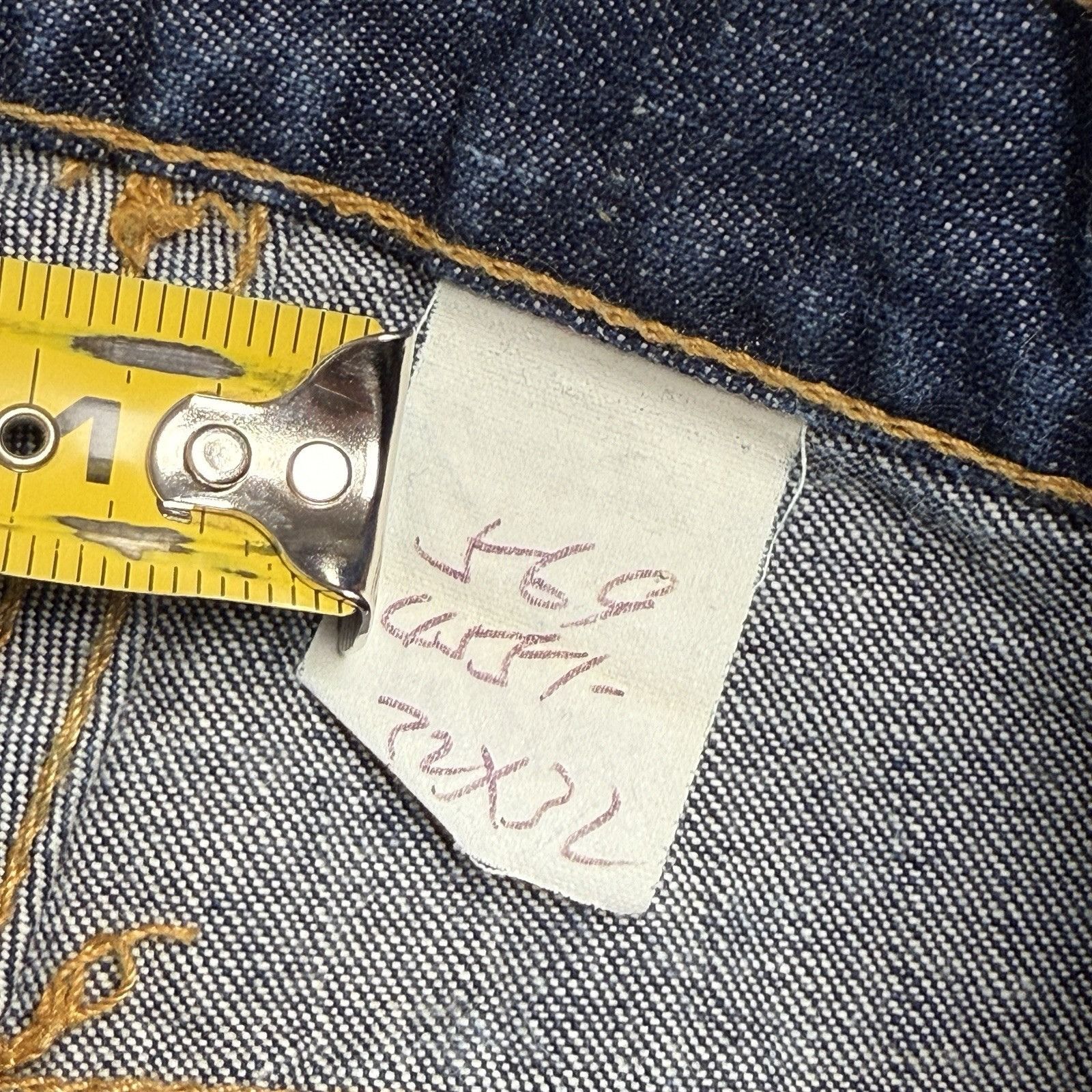 Levi's Vintage Levi's 569 Sample Jeans Mens 32x32 Straight Baggy Size US 32 / EU 48 - 9 Thumbnail