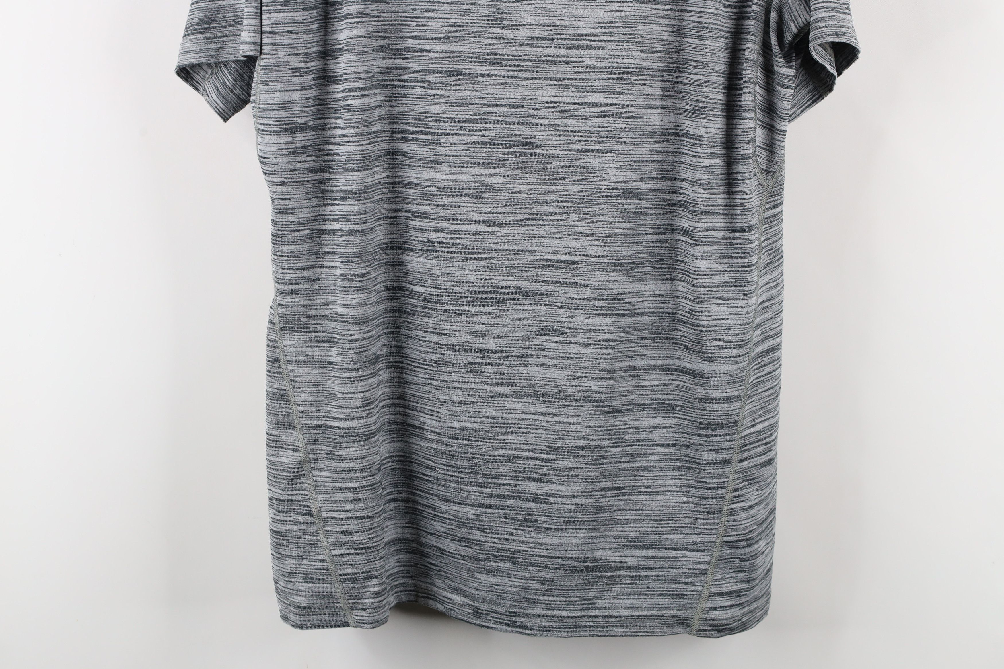 Nike × Vintage Nike Pro Center Swoosh Stretch Training Gym T-Shirt Gray Size US L / EU 52-54 / 3 - 13 Thumbnail