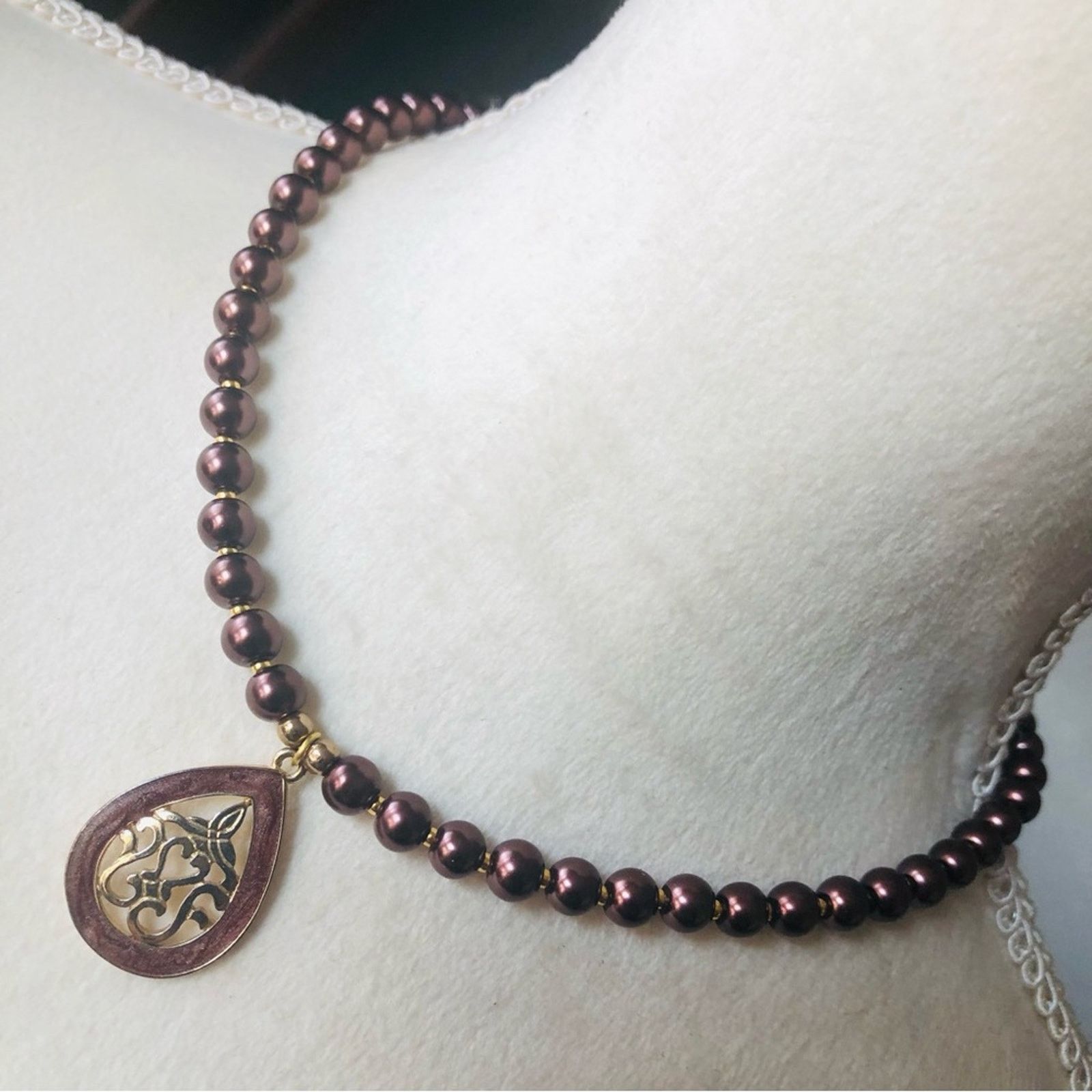 Handmade Handcrafted repurpose filigree medallion Pearl necklace Size ONE SIZE - 1 Thumbnail
