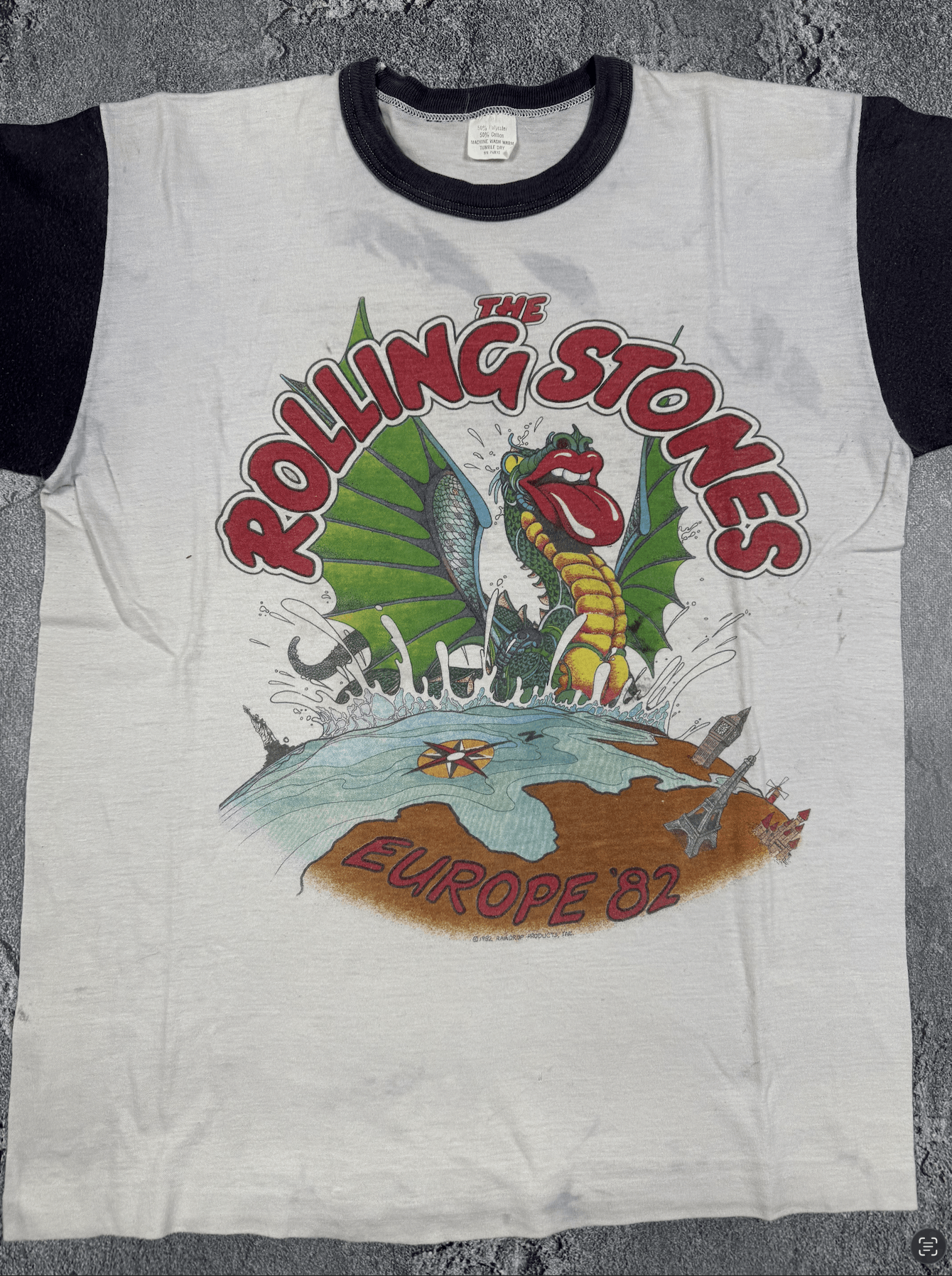 Vintage The Rolling Stones Europe Tour 1982 VTG T-Shirt Tee Size M Size US M / EU 48-50 / 2 - 4 Thumbnail