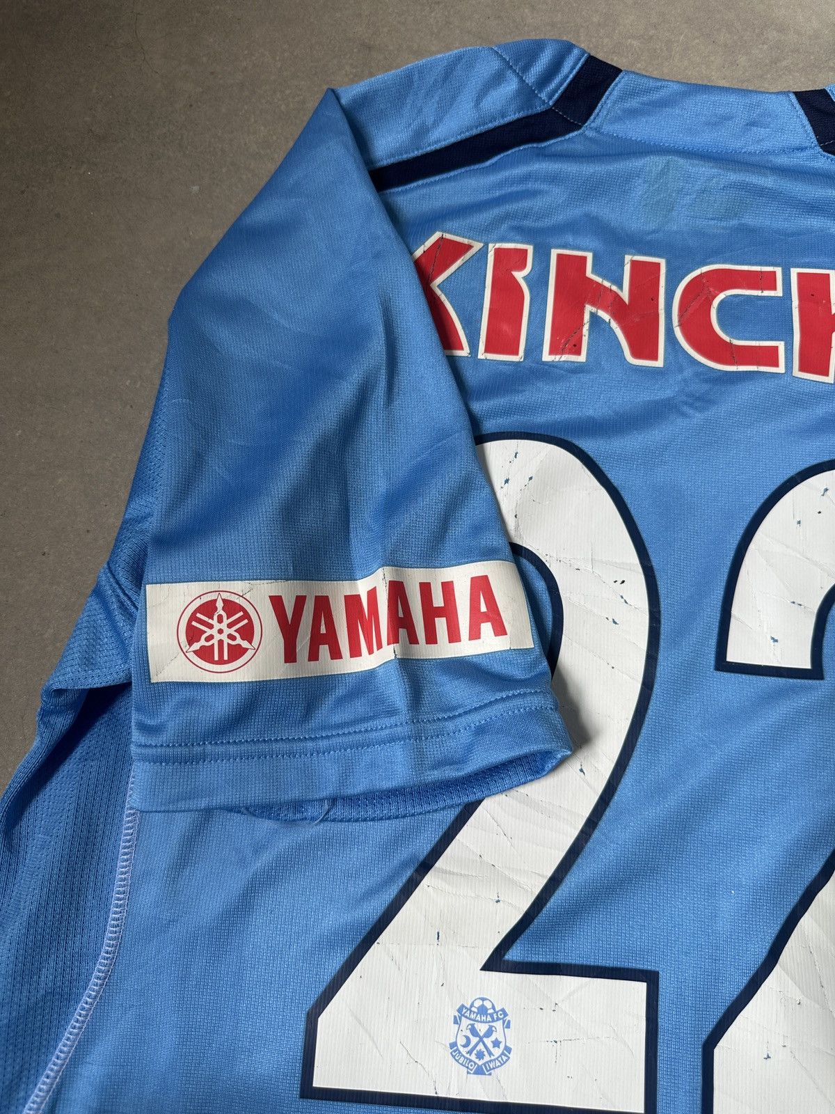 Puma VINTAGE PUMA 2004 YAMAHA JUBILO IWATA CULLEN JERSEY Size US M / EU 48-50 / 2 - 11 Thumbnail