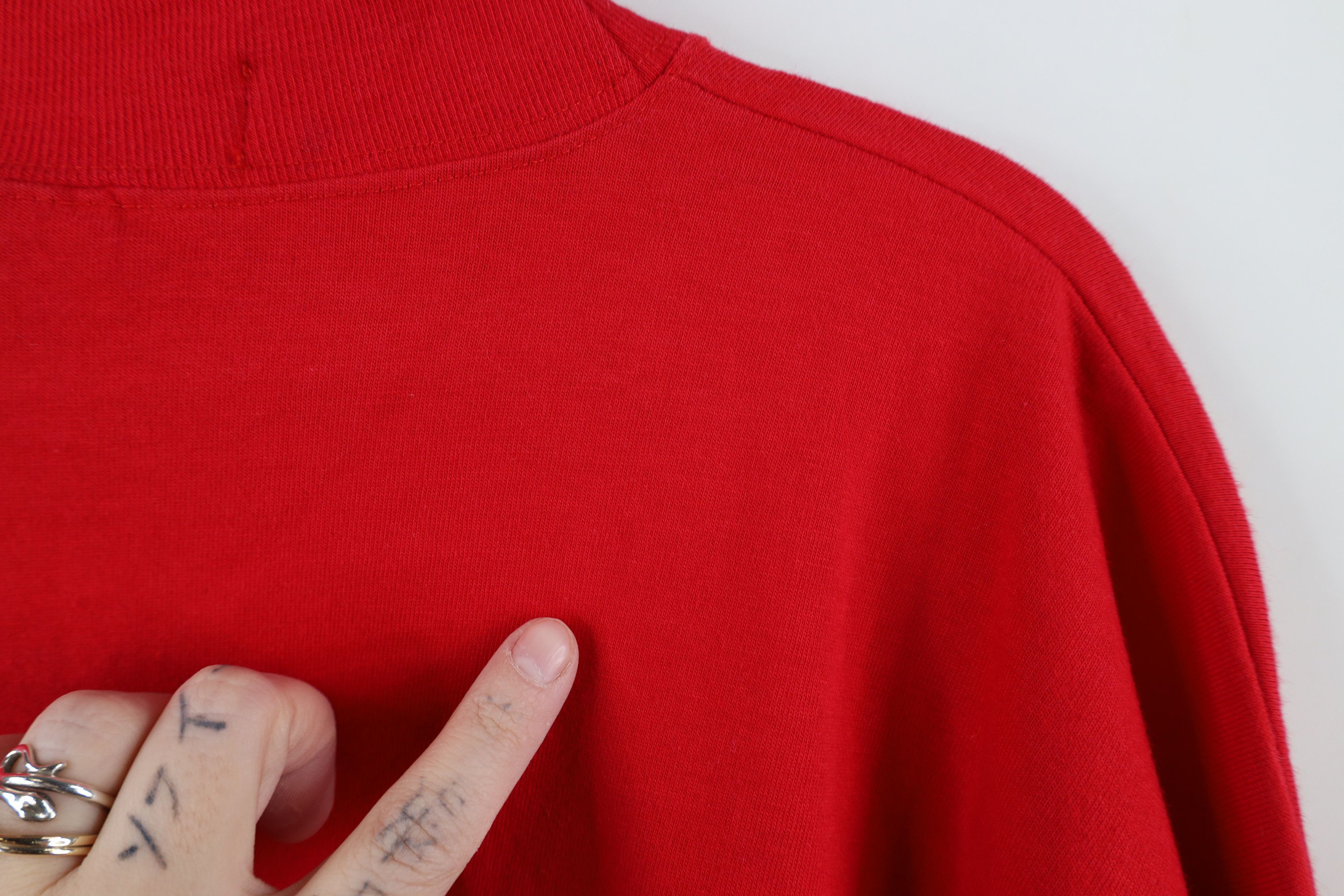 Vintage Vintage 90s Viper Car Mock Neck Long Sleeve T-Shirt Red Size US L / EU 52-54 / 3 - 9 Thumbnail
