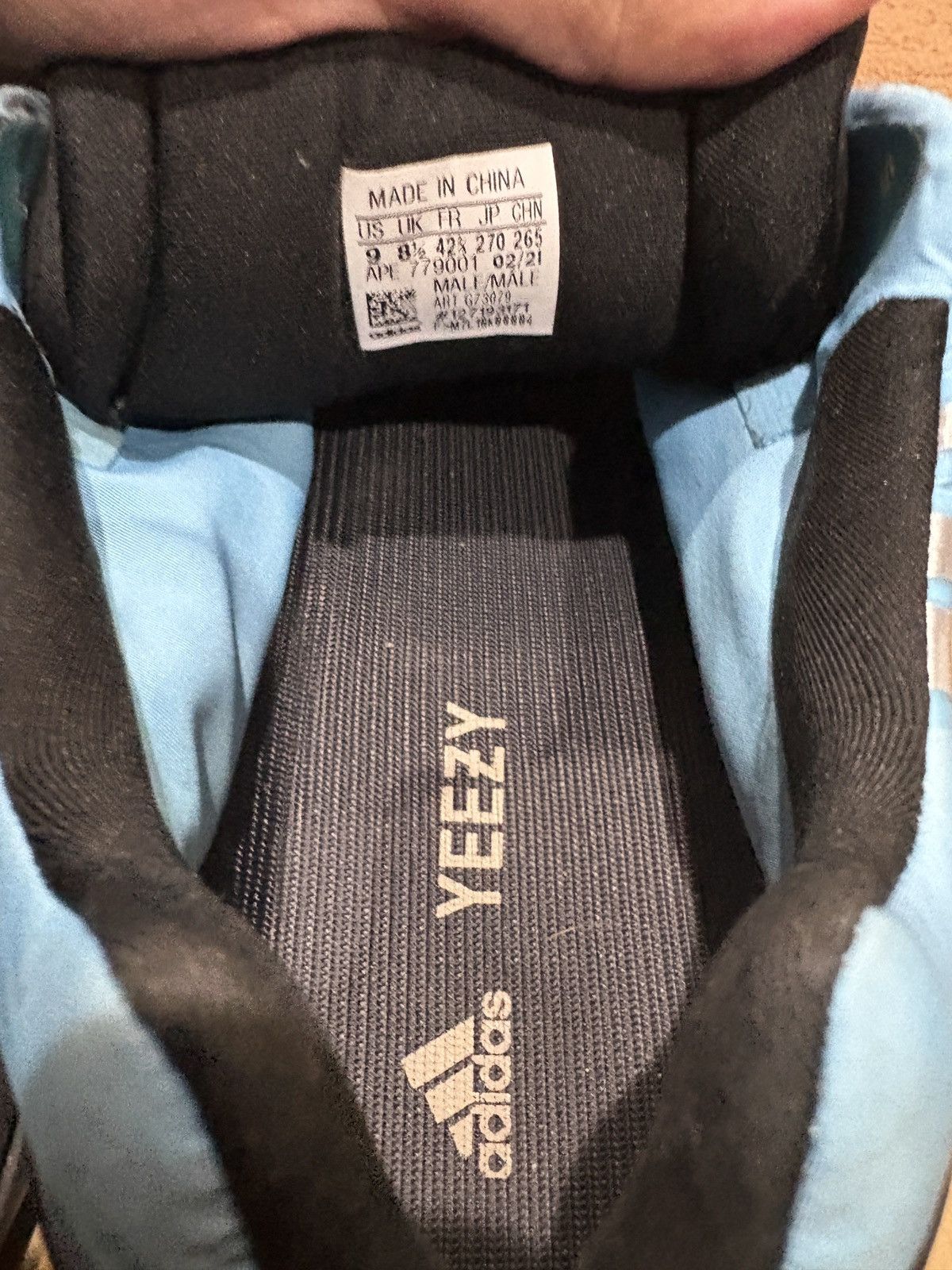 Adidas Yeezy Boost 700 MNVN Size 9 Size US 9 / EU 42 - 5 Thumbnail