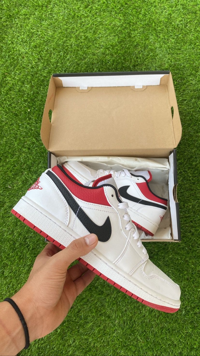 Jordan Brand × Nike Air Jordan 1 University Red Size US 7.5 / EU 40-41 - 1 Thumbnail