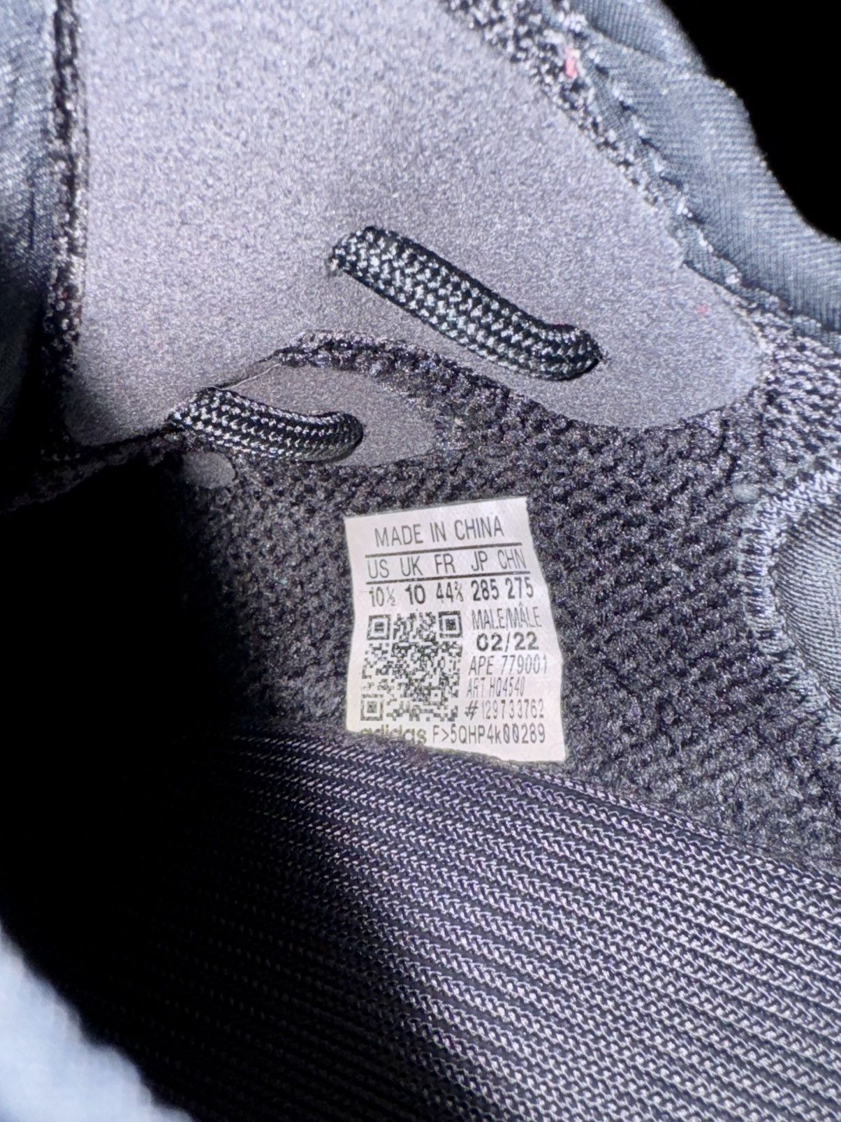 Adidas × Yeezy Yeezy 350s V2 Onyx Size US 10.5 / EU 43-44 - 11 Thumbnail