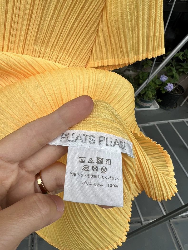 Issey Miyake Issey Miyake size:3 Light yellow pleated short-sleeved shi Size S / US 4 / IT 40 - 3 Thumbnail