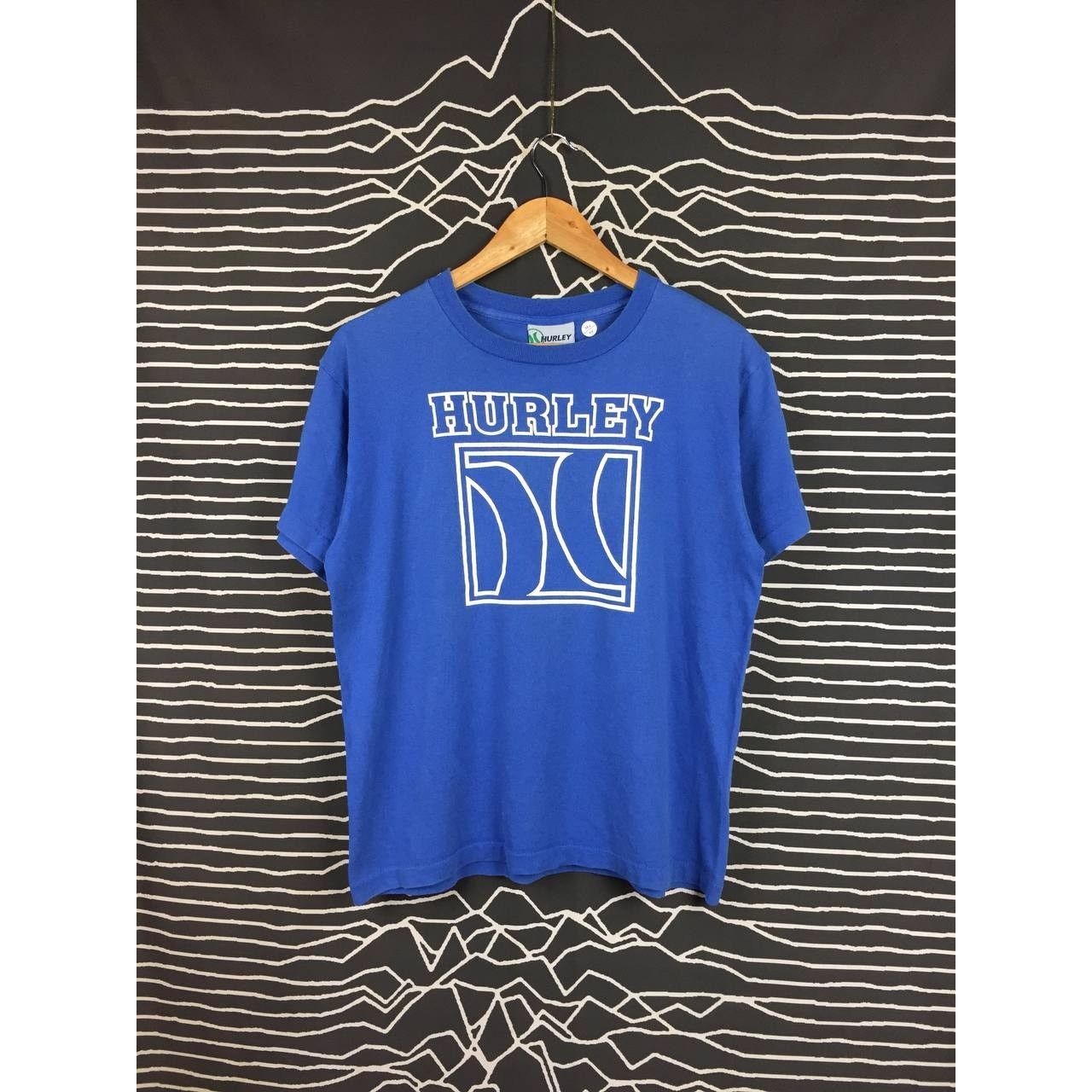 Hurley × Vintage Vtg 90s Hurley Big Logo Made In Usa Surfwear Tee Size US M / EU 48-50 / 2 - 2 Thumbnail